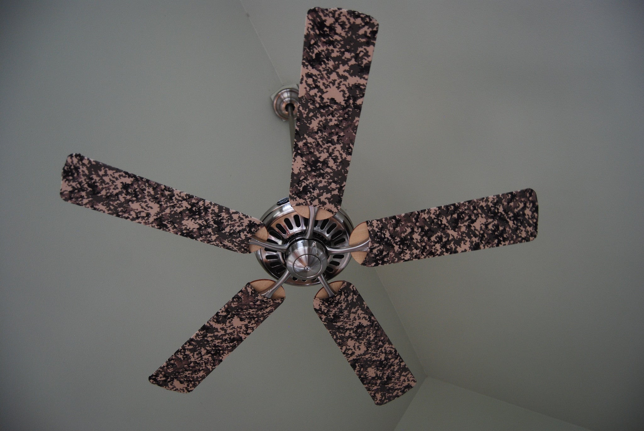 Digital Camo Hunting Gear - Tactical Camouflage Clothing & Accessories for Outdoor Adventures, Hunting, and Airsoft Games