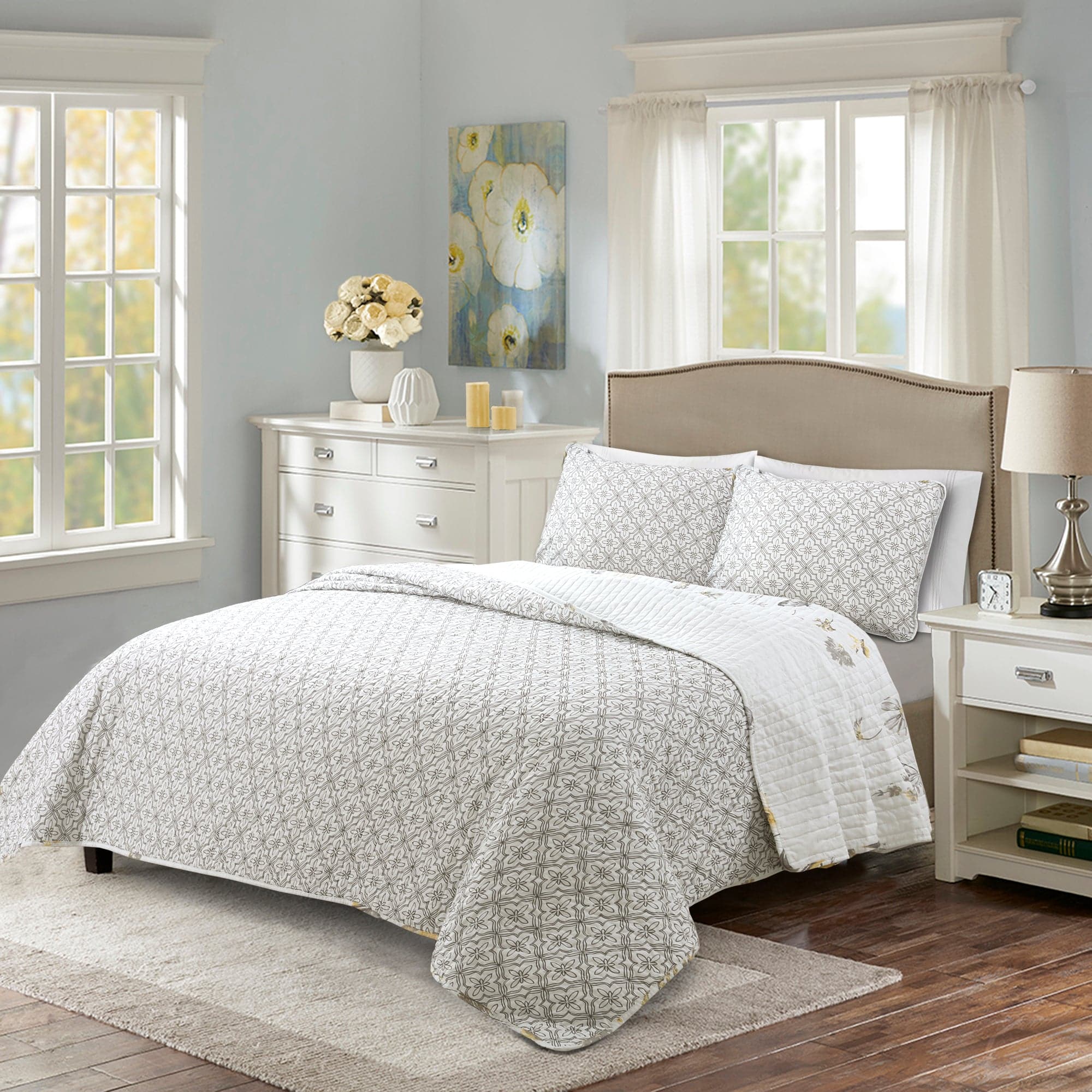 Adalia 3-Piece Quilt Set - Queen Size Bedding Comforter with Matching Pillow Shams - Soft Microfiber for All Seasons - Perfect for Master Bedroom, Guest Room & Cozy Home Decor