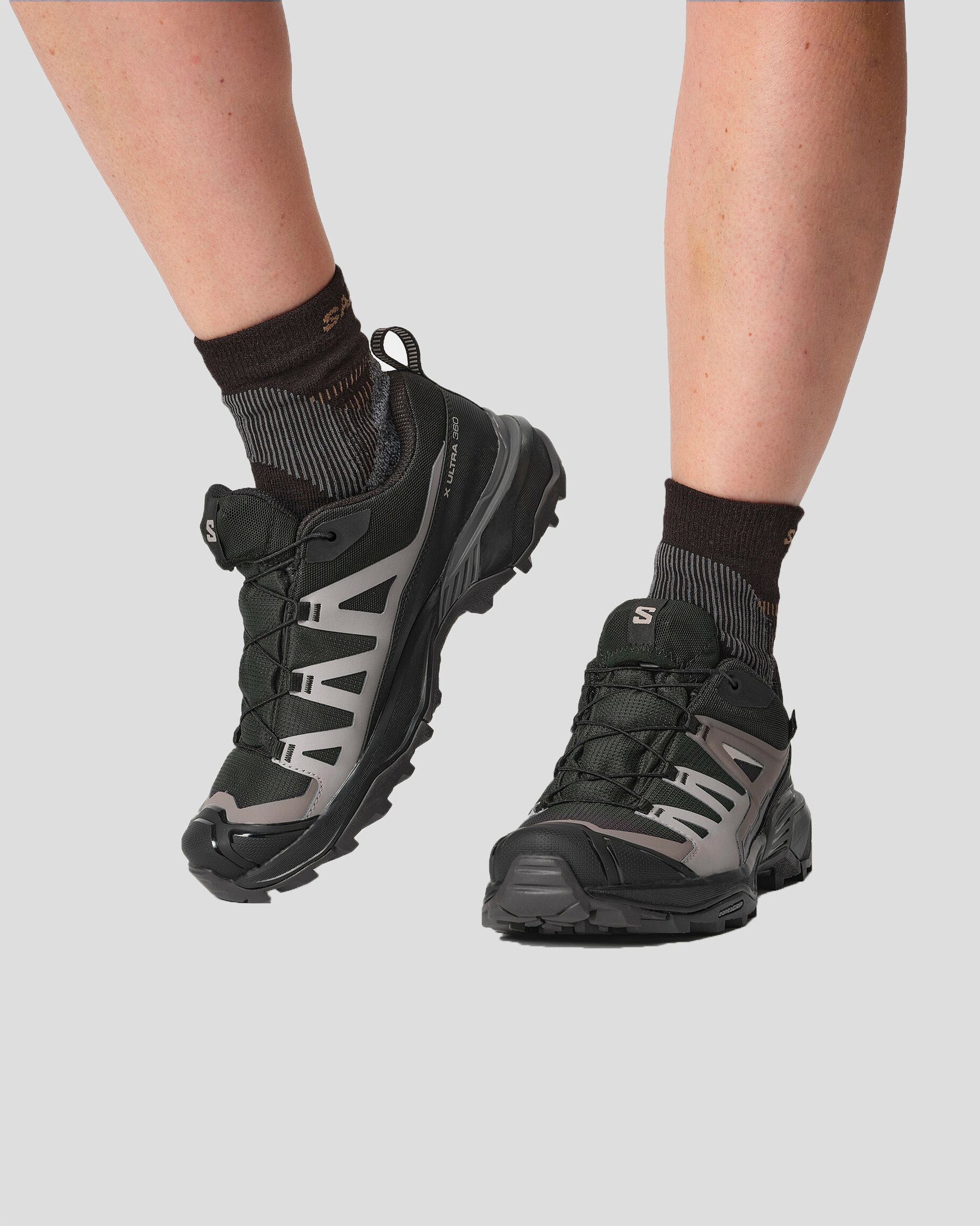 Women's Salomon X Ultra 360 GTX Waterproof Hiking Shoes - Lightweight Trail Running Shoes for Outdoor Adventures (Black/Plum Kitten/Shale) - Perfect for Hiking, Trekking & Mountain Climbing