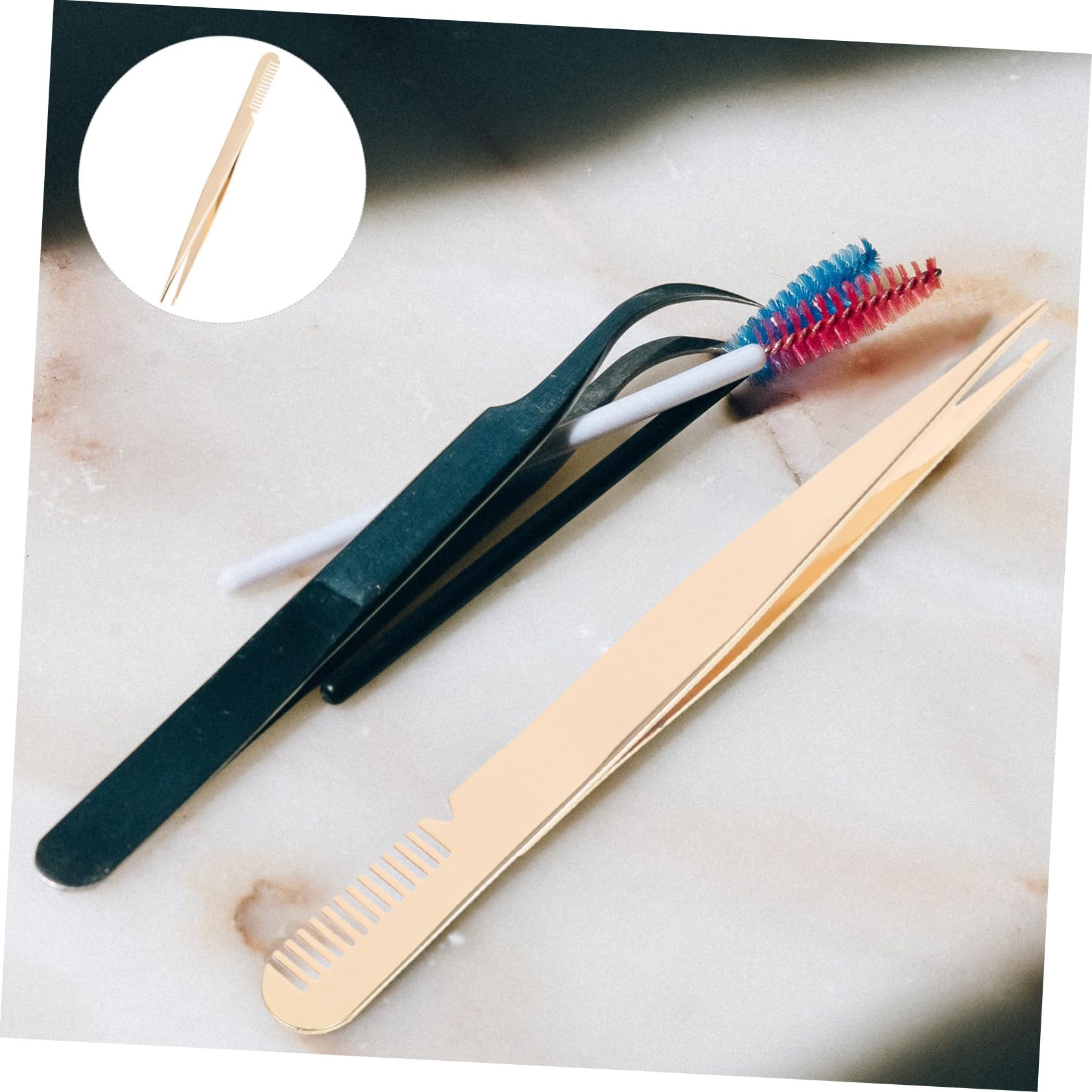 Professional Eyelash Extension Tweezers with Comb - Golden Stainless Steel Lash Clamp & Eyebrow Tweezers for Women - Perfect for Salon, DIY Lash Extensions & Home Beauty Care