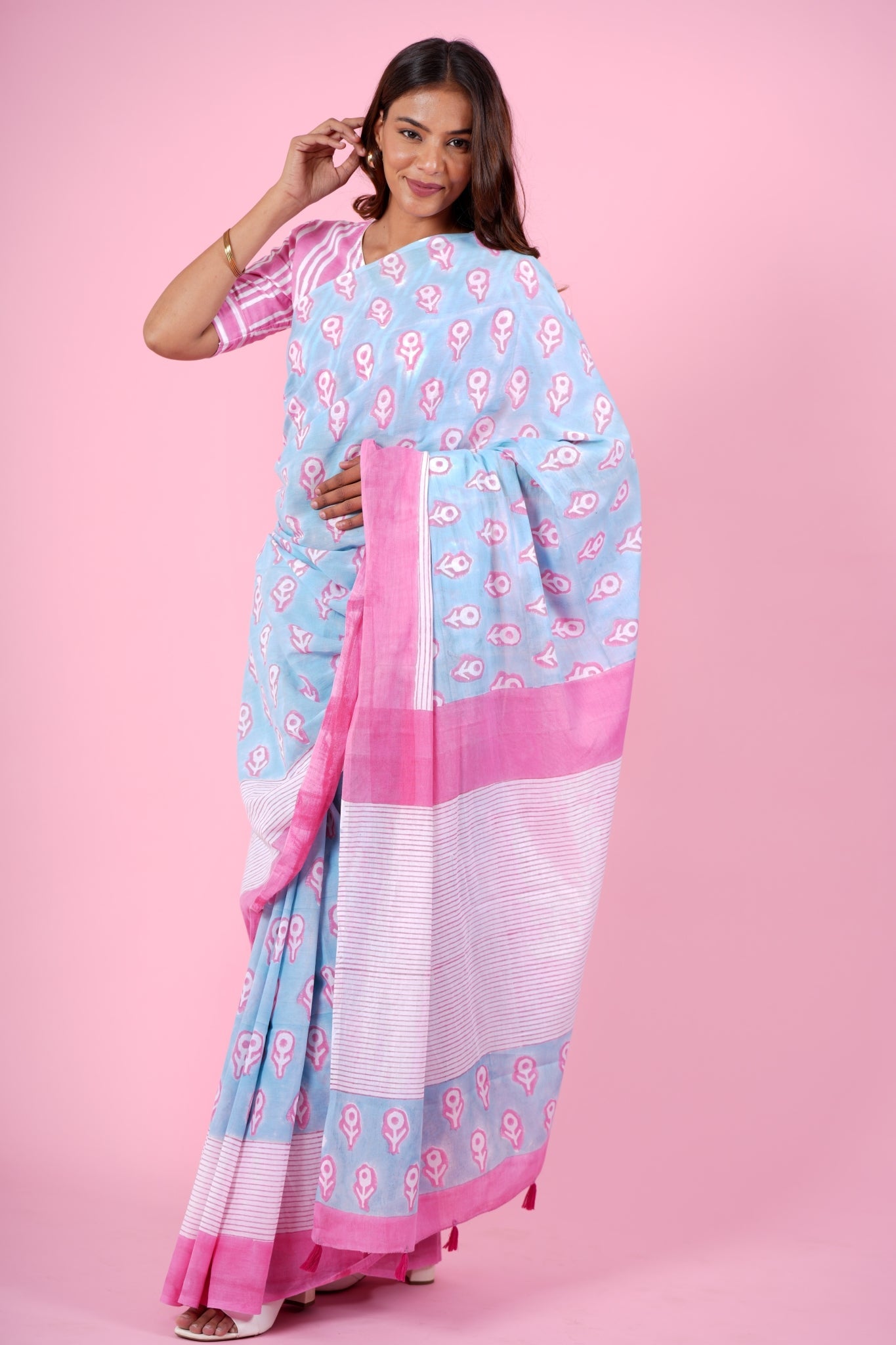 Handblock Printed Mandevilla Pink Mul Cotton Saree for Women - Elegant Traditional Indian Attire for Weddings, Parties & Festive Occasions