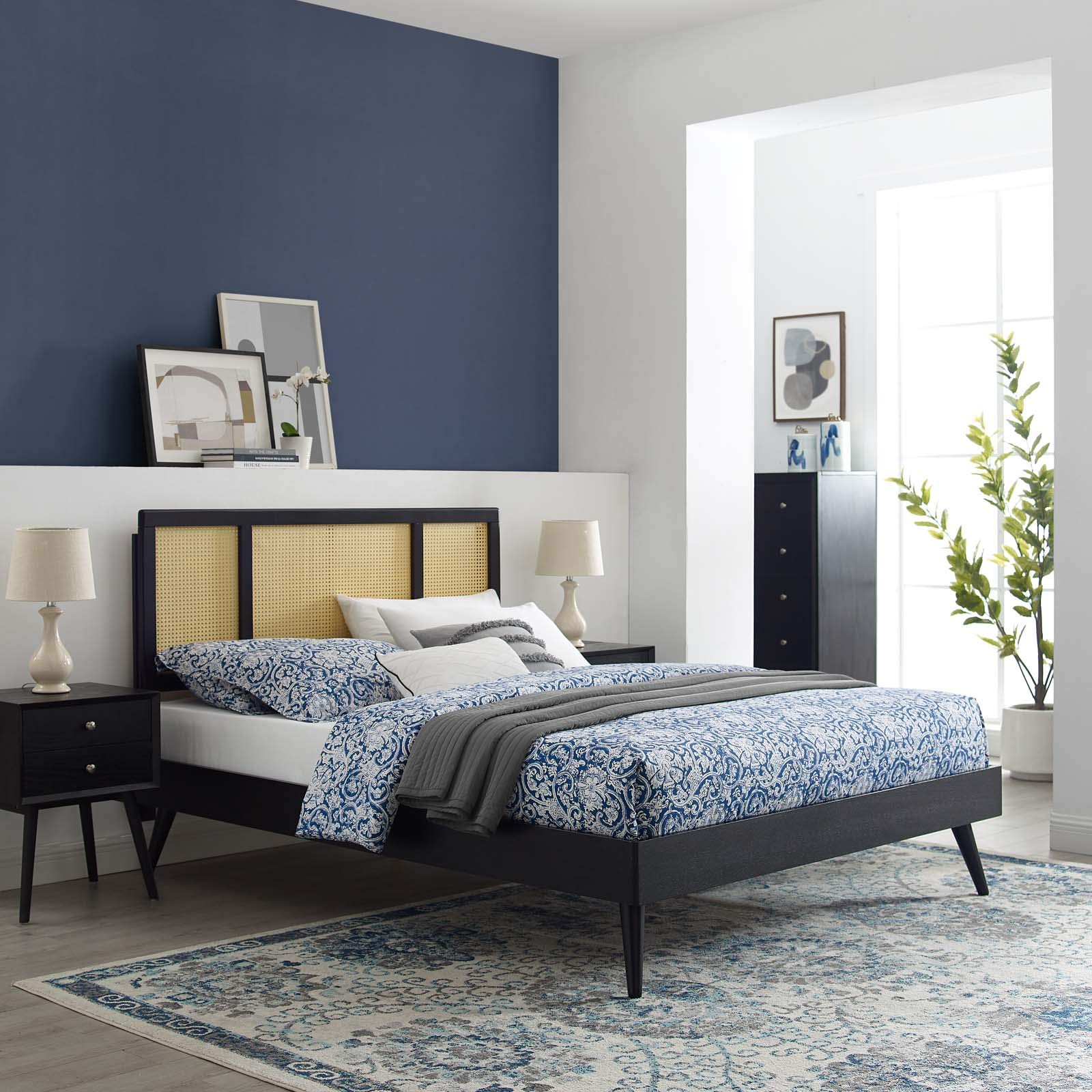 Modway Kelsea Black King Size Platform Bed with Cane Accents & Wood Frame - Sturdy Splayed Legs for Modern Bedroom Decor | Perfect for Master Bedrooms & Guest Rooms