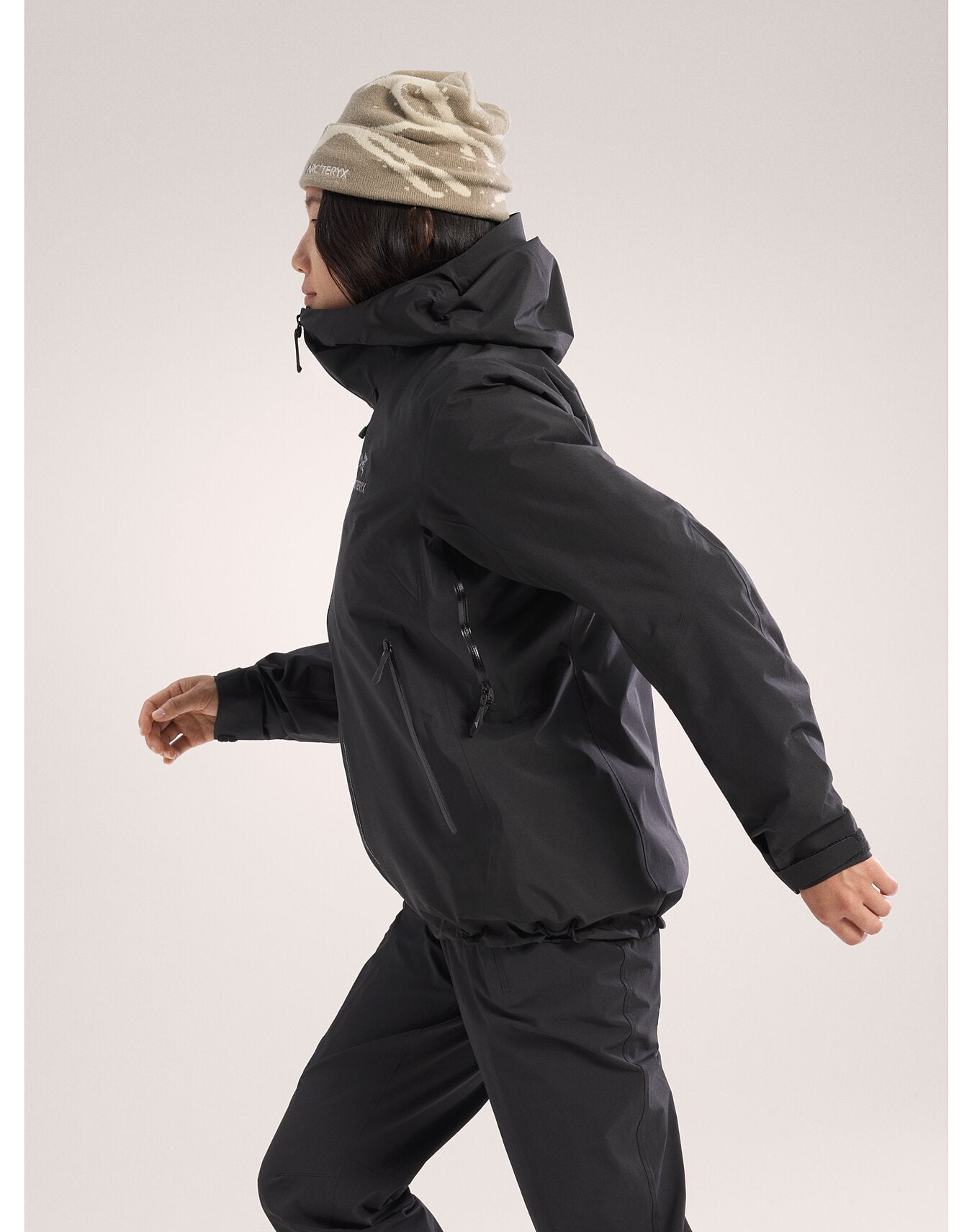 Women's Beta AR Jacket with StormHood - Waterproof & Breathable Outdoor Shell for Hiking, Skiing & Extreme Weather - X000006794