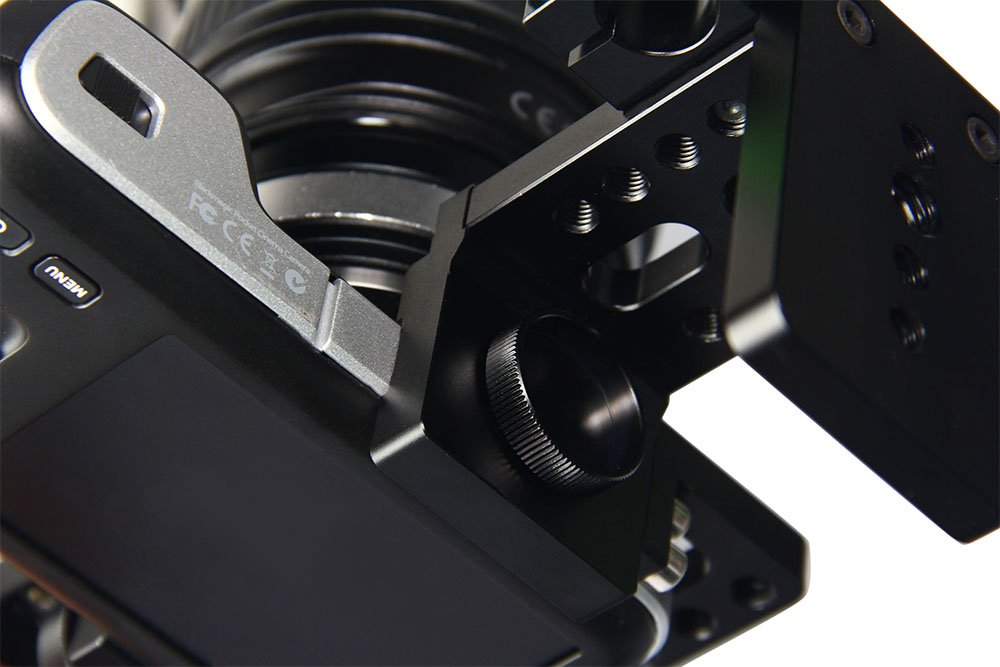Lanparte BMPCC-01 Blackmagic Pocket Cinema Camera Cage for Blackmagic Pocket 4K/6K - Aluminum Alloy Rig with 15mm Rod Clamps & Cold Shoe Mount - Professional DSLR Stabilizer for Filmmaking, Vlogging and Video Production