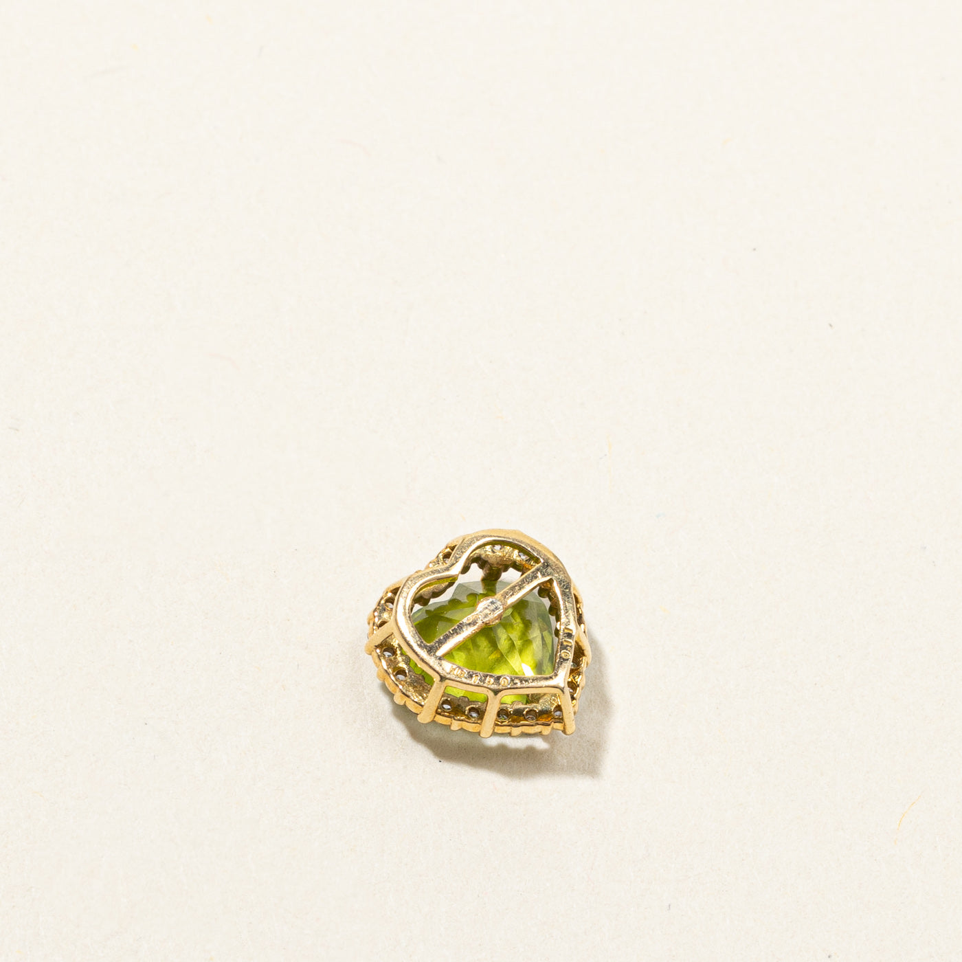 Peridot & Diamond Heart Pendant Necklace - 1.50ct Genuine Peridot & 0.11ctw Diamond Accents - 14K Gold Jewelry for Women - Perfect Gift for Anniversary, Birthday & Valentine's Day