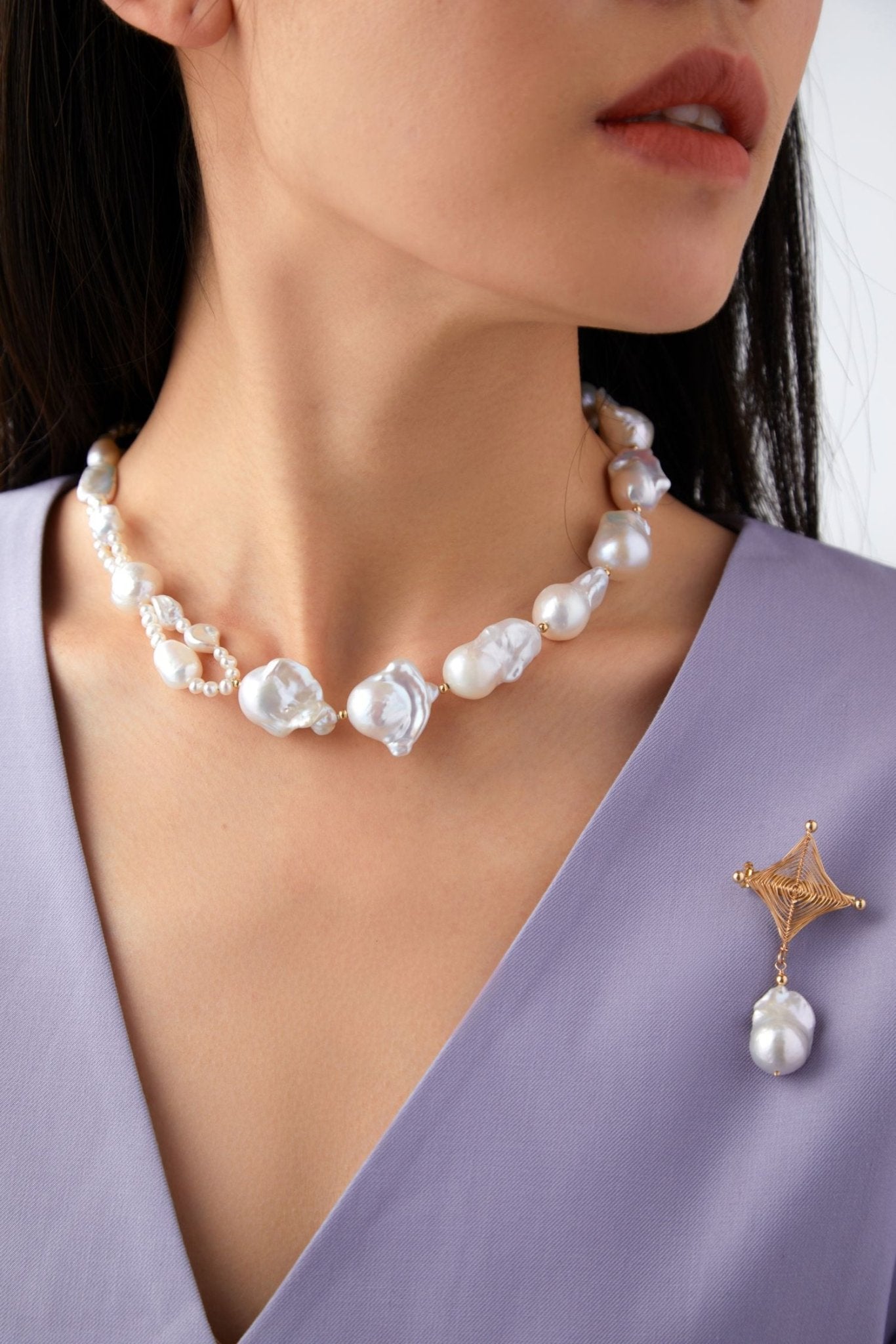 Miracle Baroque Series Four-Pointed Star Baroque Pearl Brooch - Vintage Style Jewelry for Women, Bridal Accessories & Special Occasions