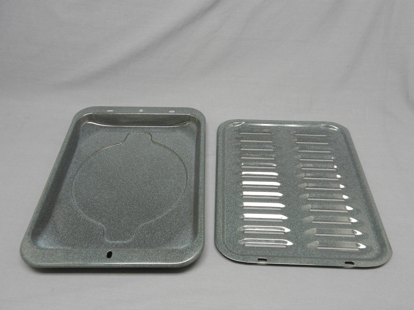 GE WB48X10056 Stainless Steel Oven Broil Pan Set - Heavy Duty Baking Rack & Drip Pan for Roasting, Grilling, and Broiling - Perfect for Turkey, Chicken, and Steak in Gas & Electric Ranges