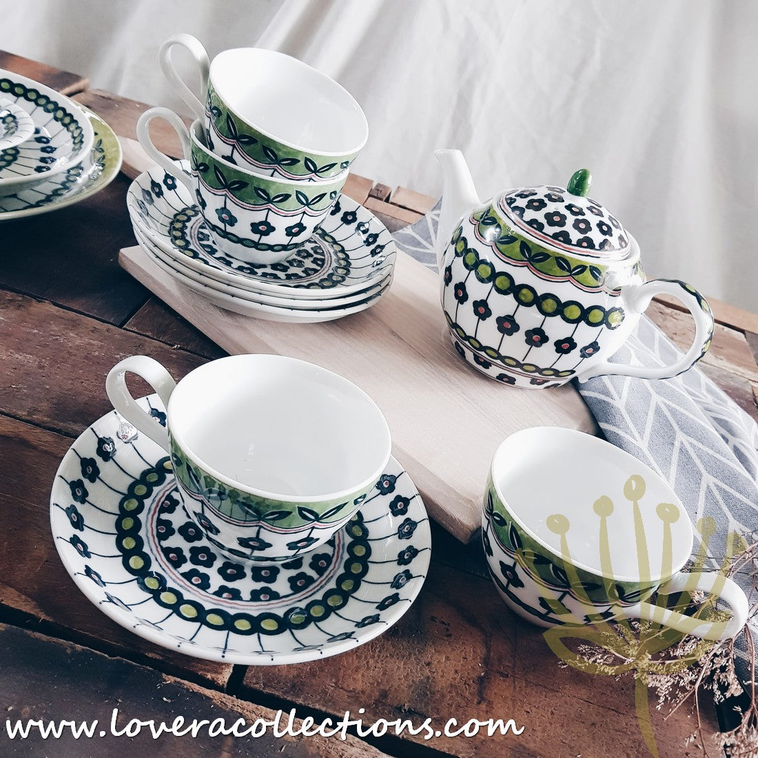 Awasaka Japan Green Poppy Tea Set & Dinnerware Collection - 16-Piece Ceramic Tea Cups & Plates Set for Japanese Tea Ceremony, Afternoon Tea & Home Decor - Elegant Floral Design for Gift & Daily Use