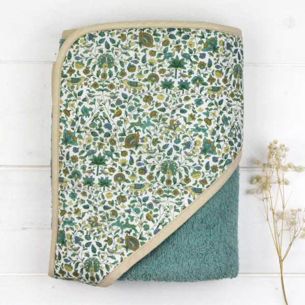 Premium Barnabe Loves Coffee Bath Towel - 31x31 Inches (79x79cm) - Soft & Absorbent Cotton Towel for Bathroom, Spa, Beach & Pool Use