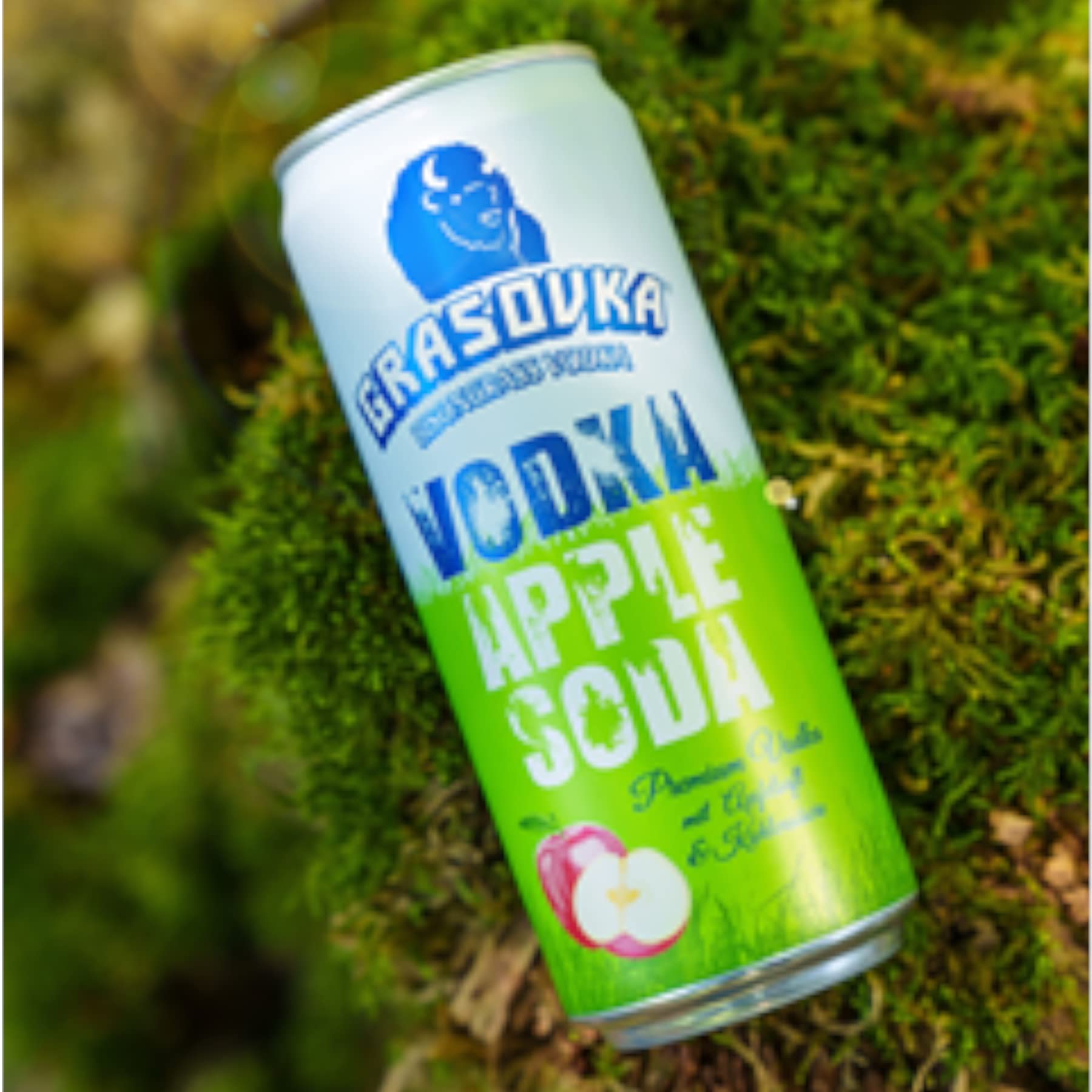 Grasovka Apple Soda - 12 Pack of 0.33L Cans | Refreshing Apple Flavored Soft Drink | Perfect for Parties, BBQs & Summer Refreshment