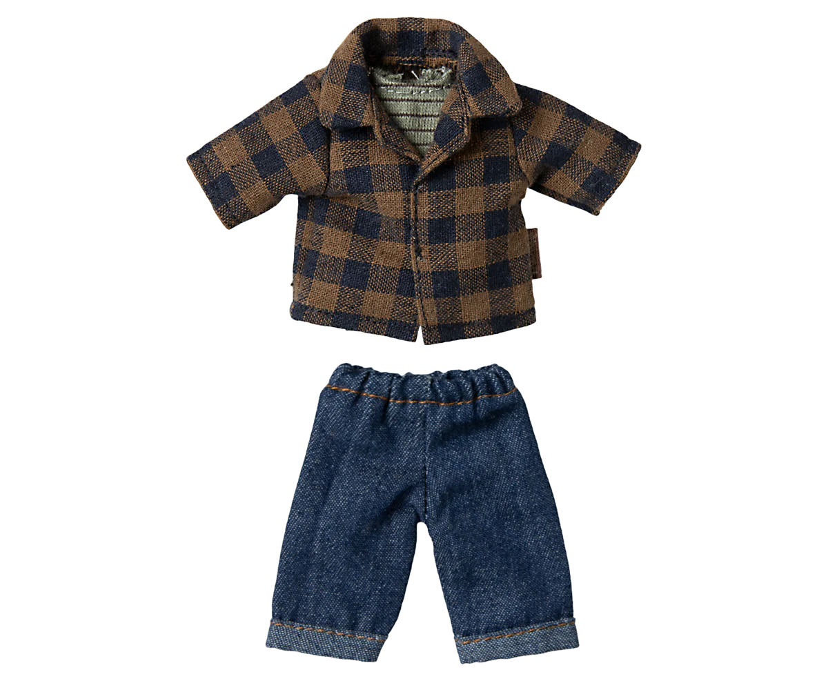 Stylish Brown Checkered Shirt and Pants Set for Men - Comfortable Casual Outfit for Work, Travel & Everyday Wear