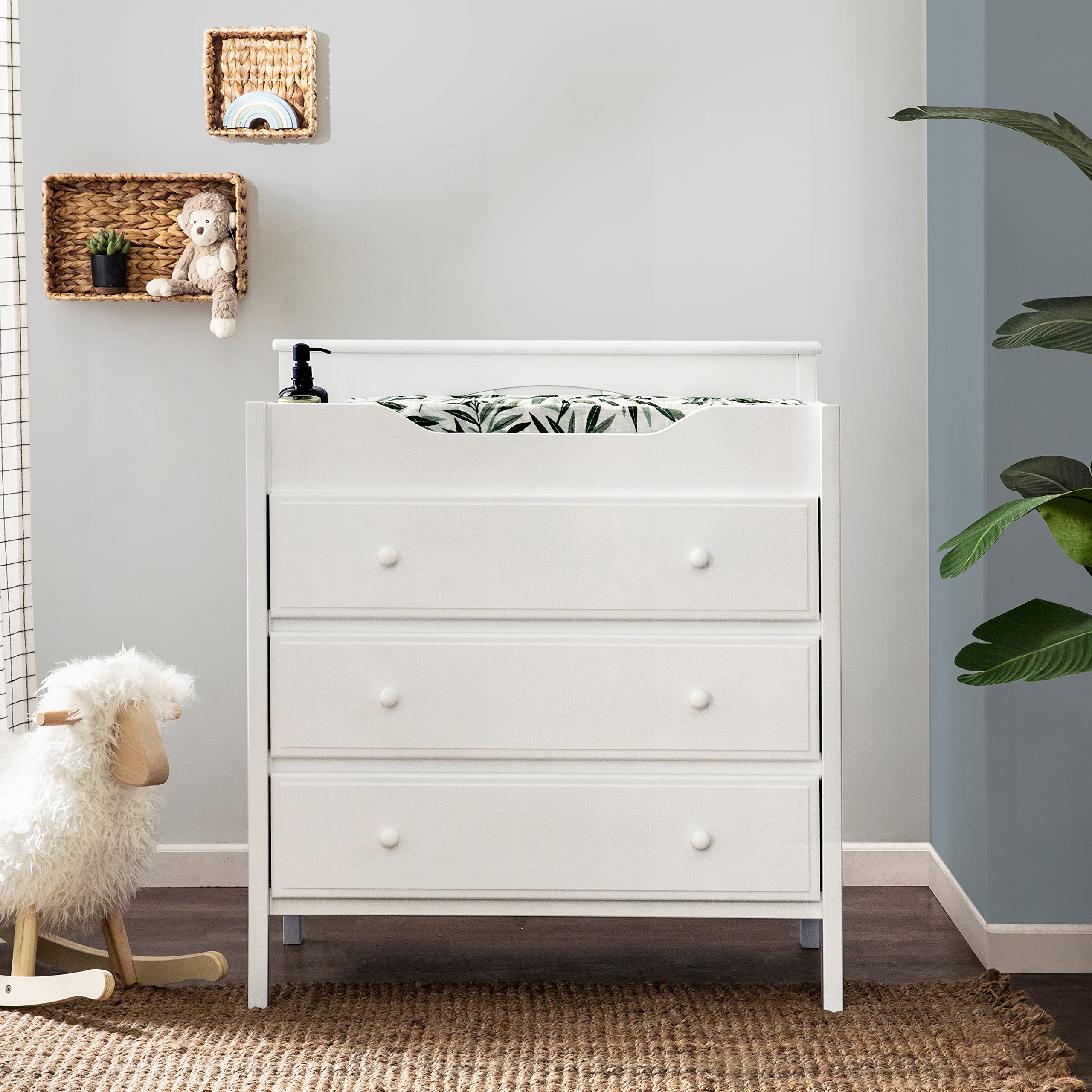DaVinci Jayden 3-Drawer Baby Changing Dresser in White - Greenguard Gold Certified for Nursery, Bedroom & Kids Room Organization