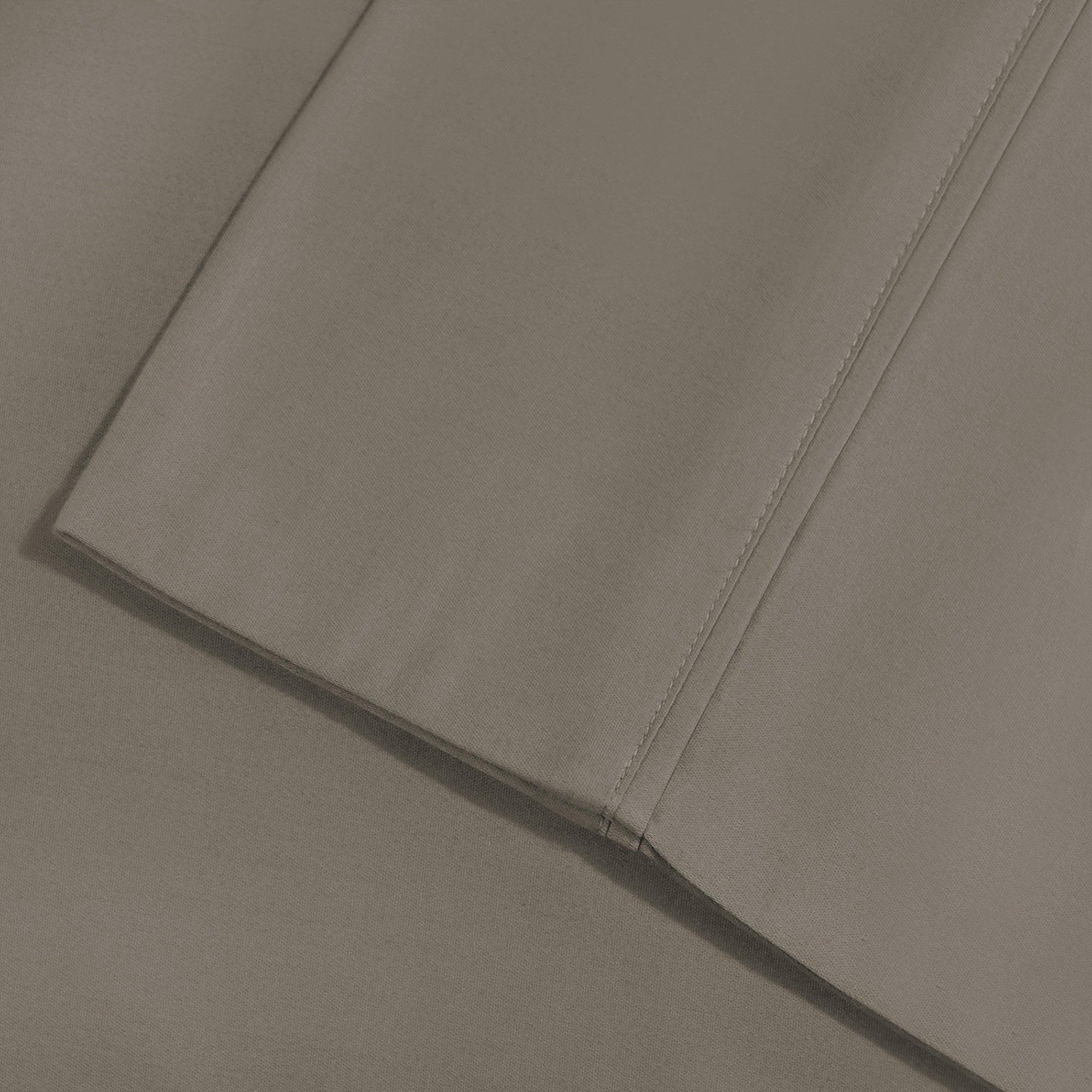 600 Thread Count Cotton Blend Solid Deep Pocket Sheet Set - Ultra Soft & Breathable Bed Sheets for Queen & King Size Beds - Perfect for Luxury Bedroom & Hotel Use