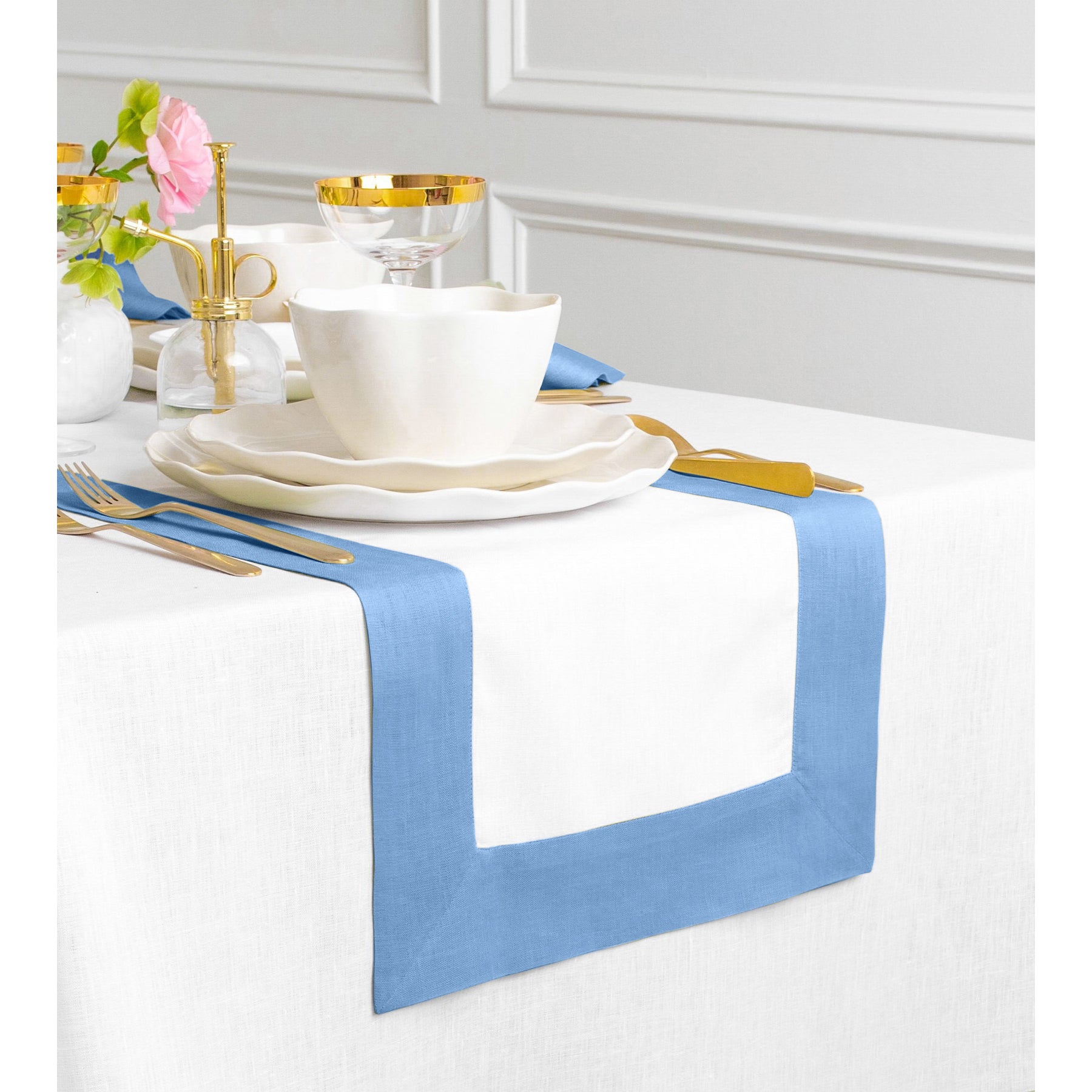 Stylish Contempo Table Runner for Dining & Decor - Elegant Home Tablecloth for Parties, Weddings & Holidays