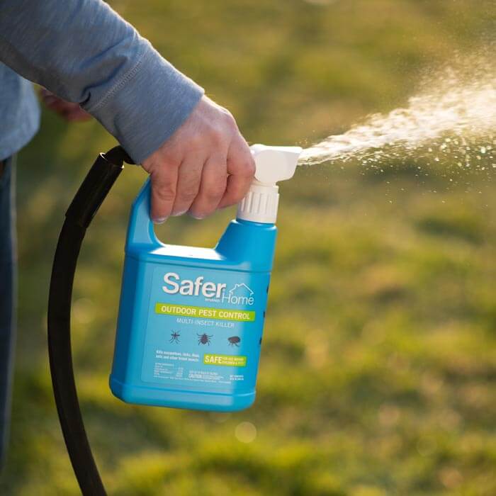 Safer Home Outdoor Pest Control Multi Insect Killer Spray - 32 oz | Effective Bug Spray for Mosquitoes, Ants, Spiders & More | Ideal for Patio, Garden & Yard Protection