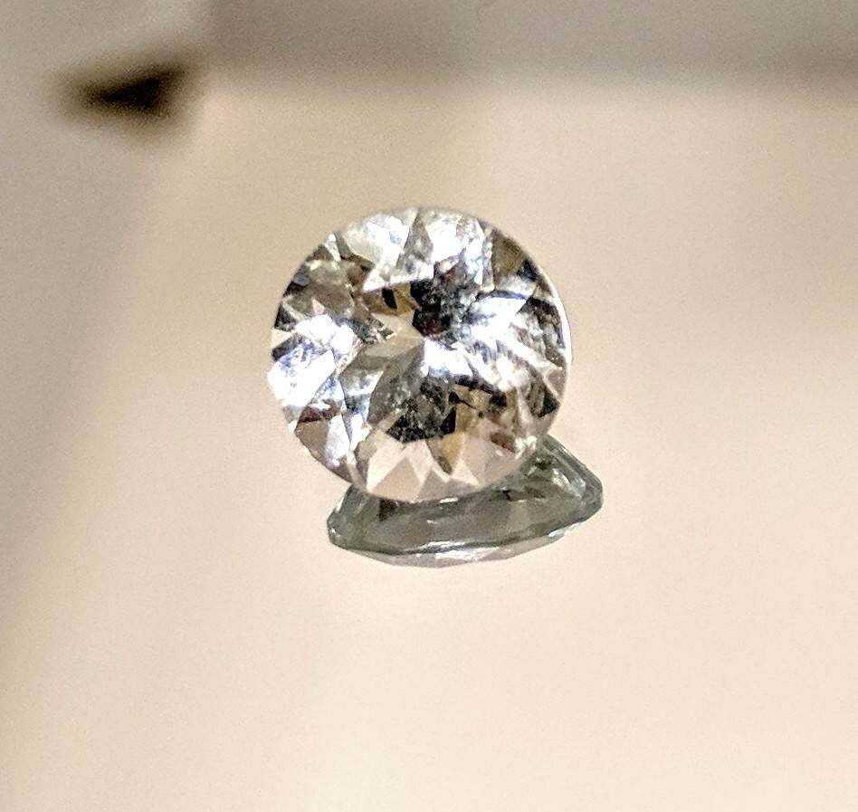Wholesale Natural Genuine Brazilian Aquamarine 1.73ct 8mm Round Brilliant Faceted Light Blue VVS Eye Clean Loose Stone for Jewelry Making, Engagement Rings & Healing Crystals