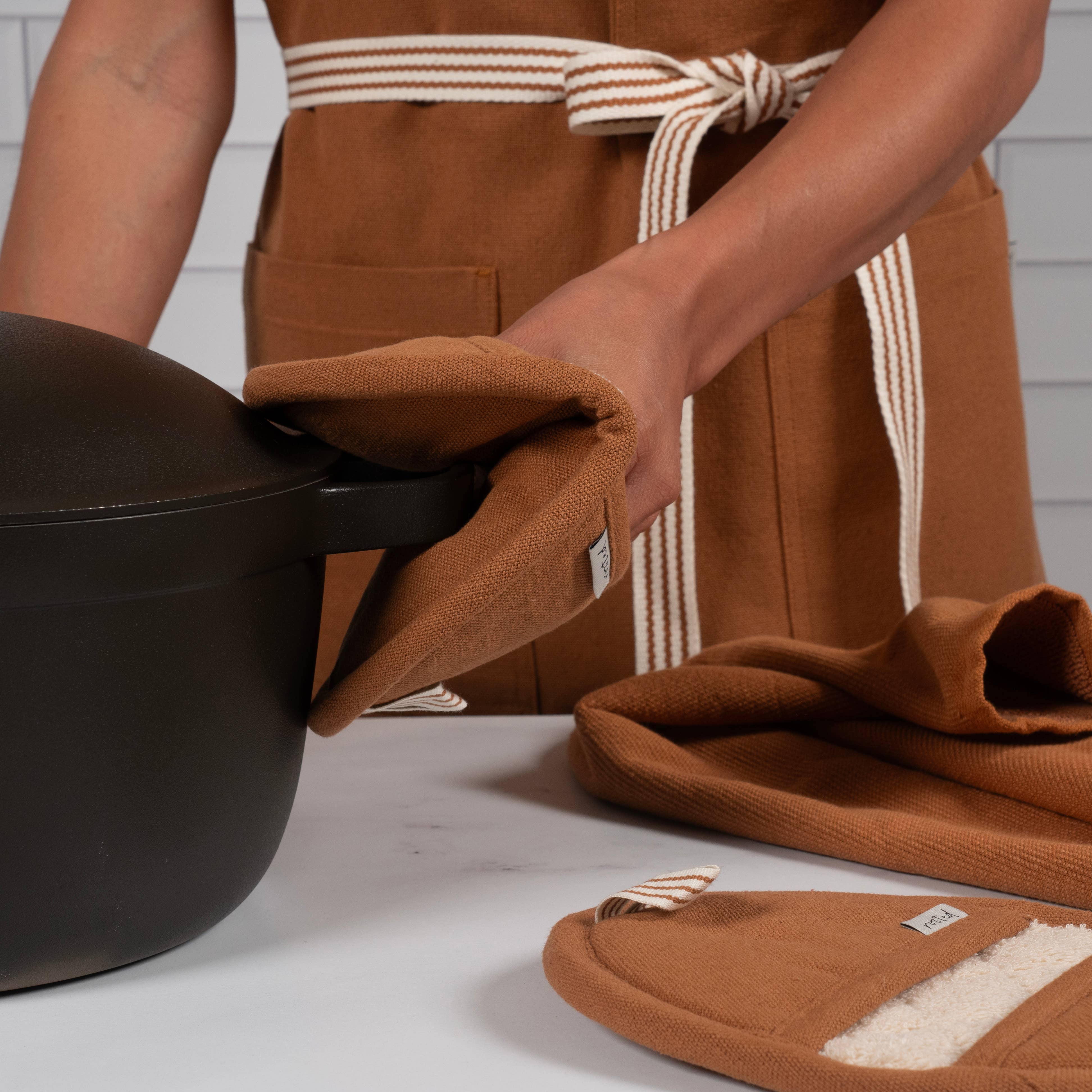 KAF Home Rooted Sustainable Set of 2 Pot Grabbers 6 x 8.5 Inches - Heat Resistant Kitchen Utensils for Cooking, Baking, and Serving Hot Dishes Safely