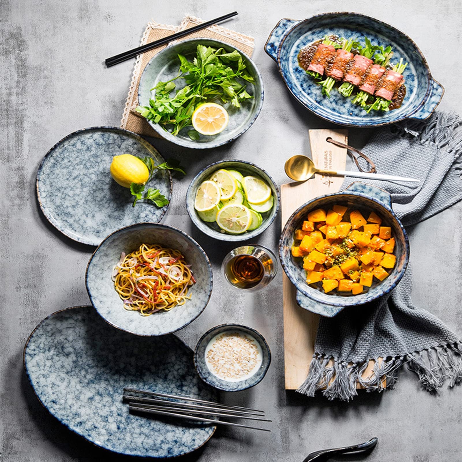 Premium 28-Piece Porcelain Dinnerware Set - 8-Person Round Plates & Bowls Set Includes Dinner Plates, Salad Bowls, Dessert Plates & Cereal Bowls - Elegant Tableware for Family Dinners, Holiday Entertaining & Restaurant Use