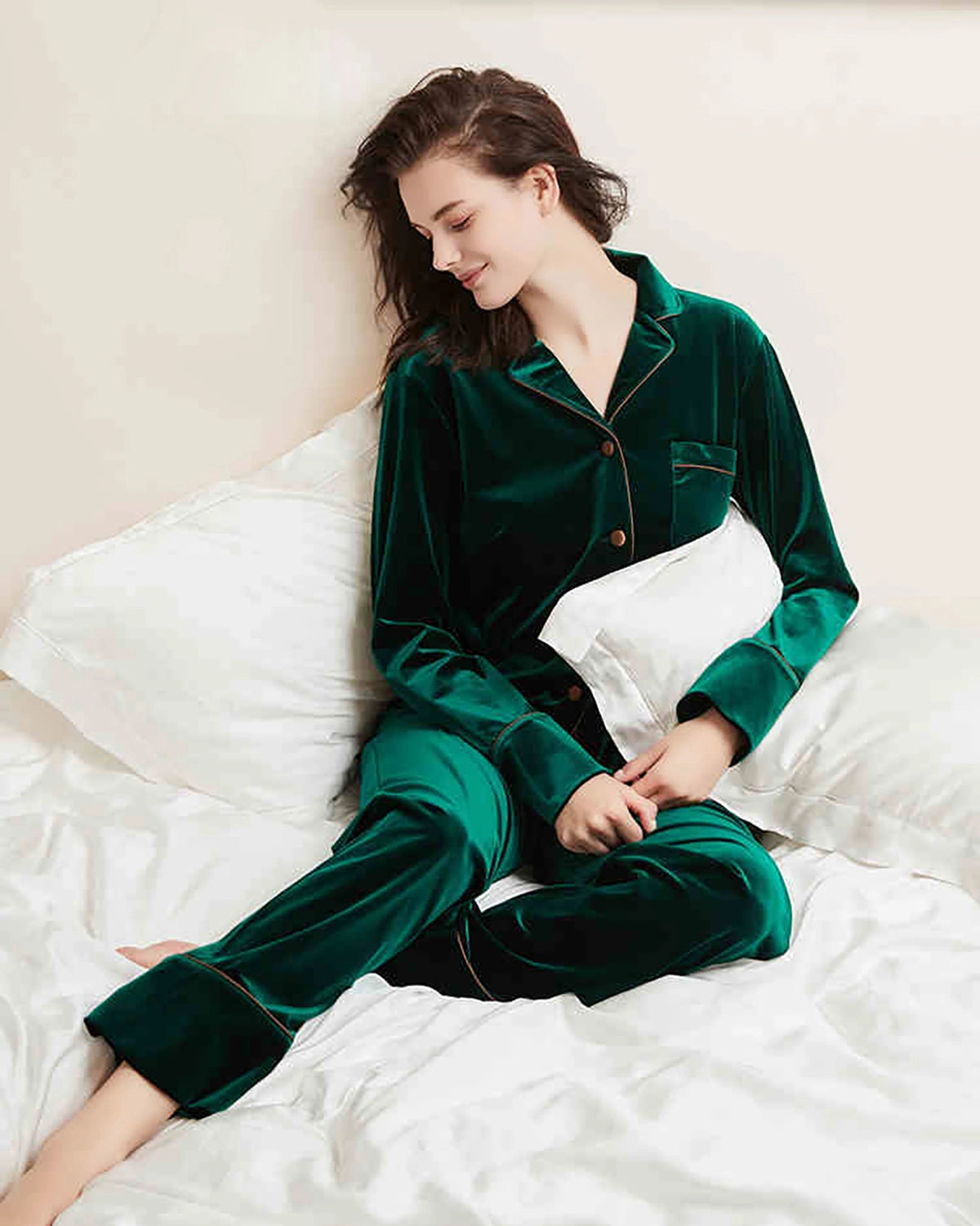Luxury Women's Silk Velvet Pajama Set - Soft Sleepwear Loungewear for Comfortable Nights & Relaxing at Home - Perfect Gift for Her