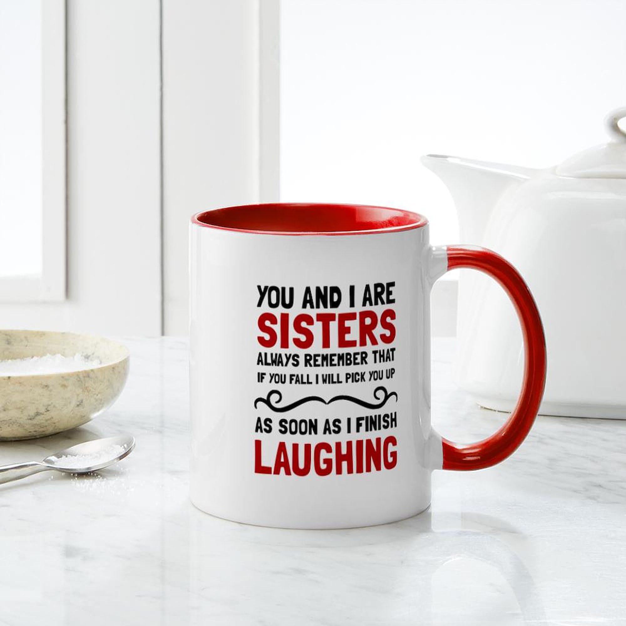 Sisters Laughing Coffee Mug - 11 oz (325 ml) Ceramic Tea Cup with Funny Design - Perfect for Sibling Gifts, Birthday Presents & Coffee Lovers