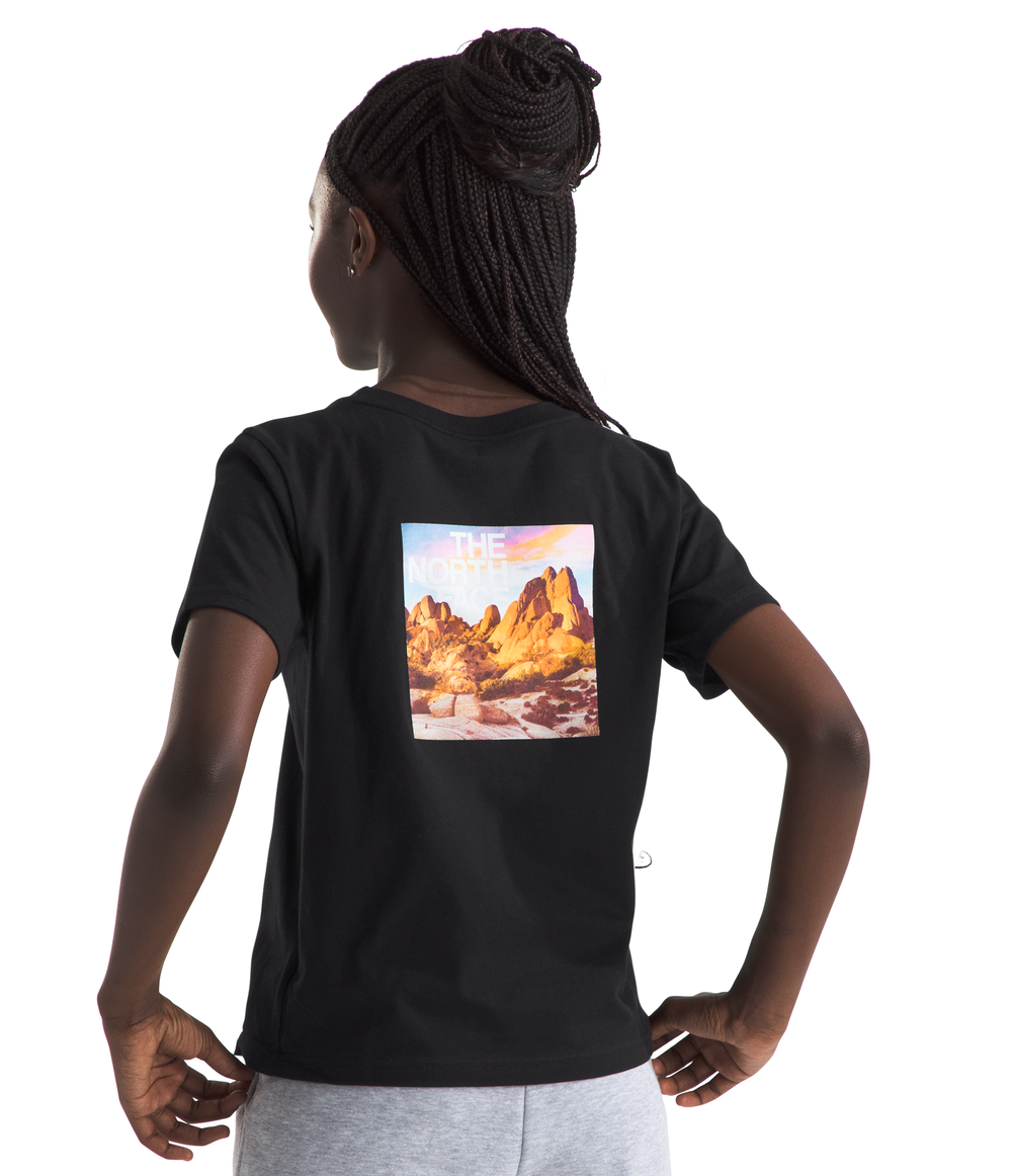 The North Face Youth Graphic T-Shirt for Girls - Comfortable & Stylish Outdoor Tee for Hiking, School & Everyday Wear
