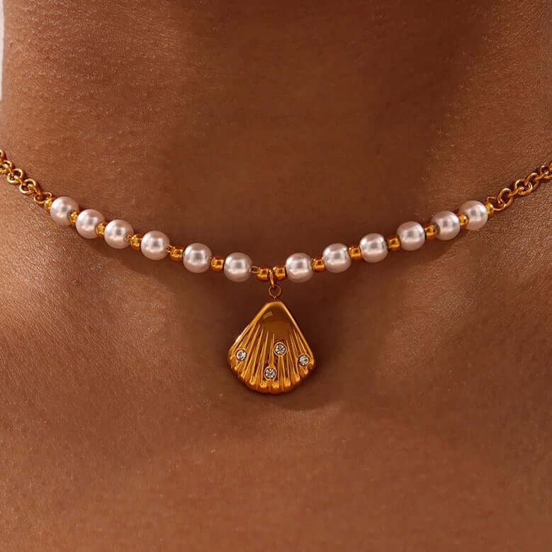 18K Gold Freshwater Pearl Seashell Pendant Earrings Set for Women - Elegant Dangle Drop Earrings for Wedding, Party & Evening Wear | MDT010