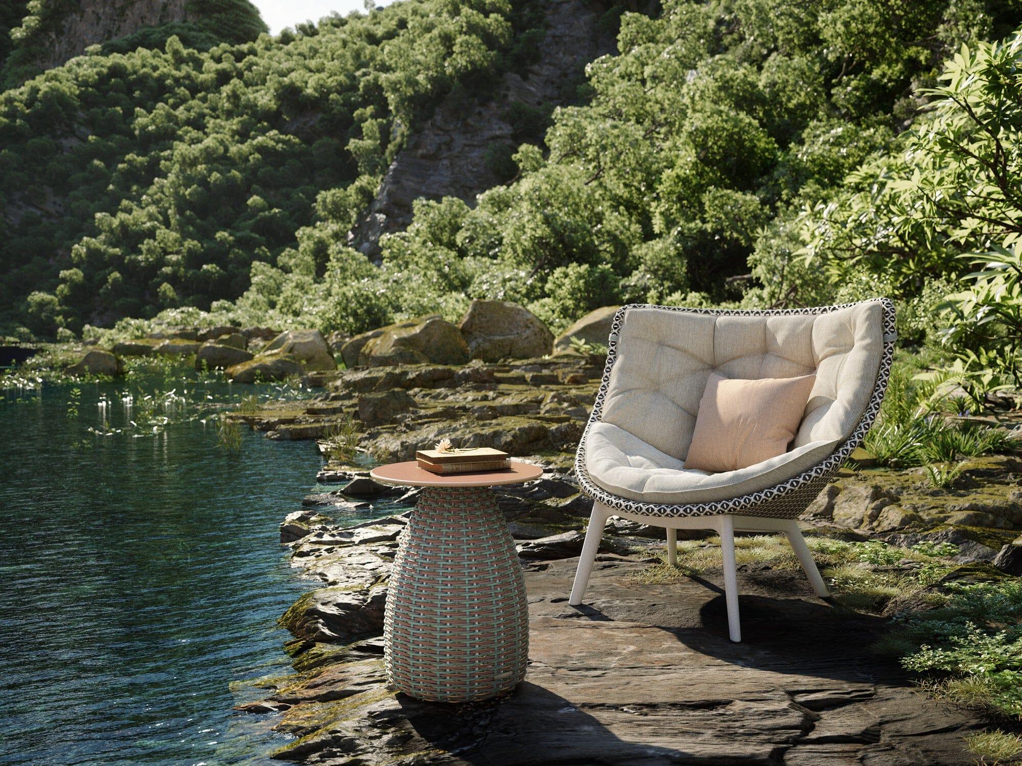 Premium MBRACE ALU Lounge Chair - Modern Outdoor Patio Furniture for Garden, Poolside, and Backyard Relaxation