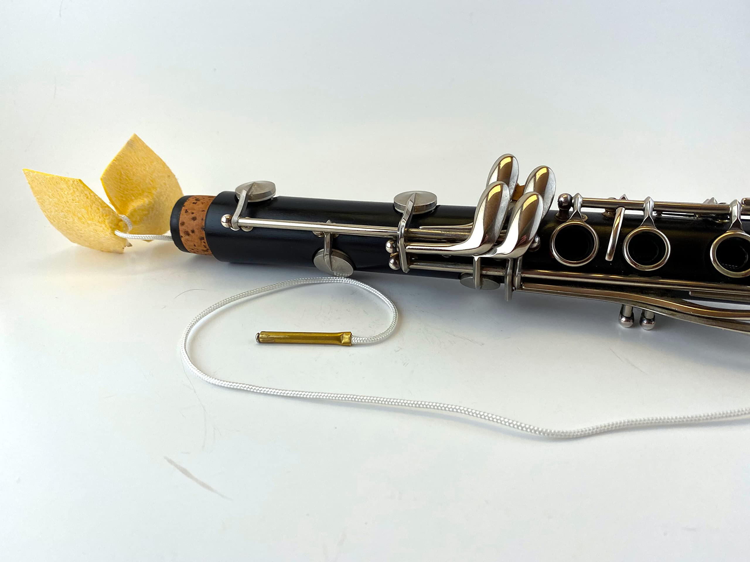 **Professional Clarinet Cleaning Kit for Wood Bb Clarinet – Includes Chamois & Butterfly Swabs, Natural Cork Grease, Bore Oil with Applicator, Key Oil, Mouthpiece Brush, Teeth Cushions & Reed Holder – Perfect for Musicians, Students & Performers**