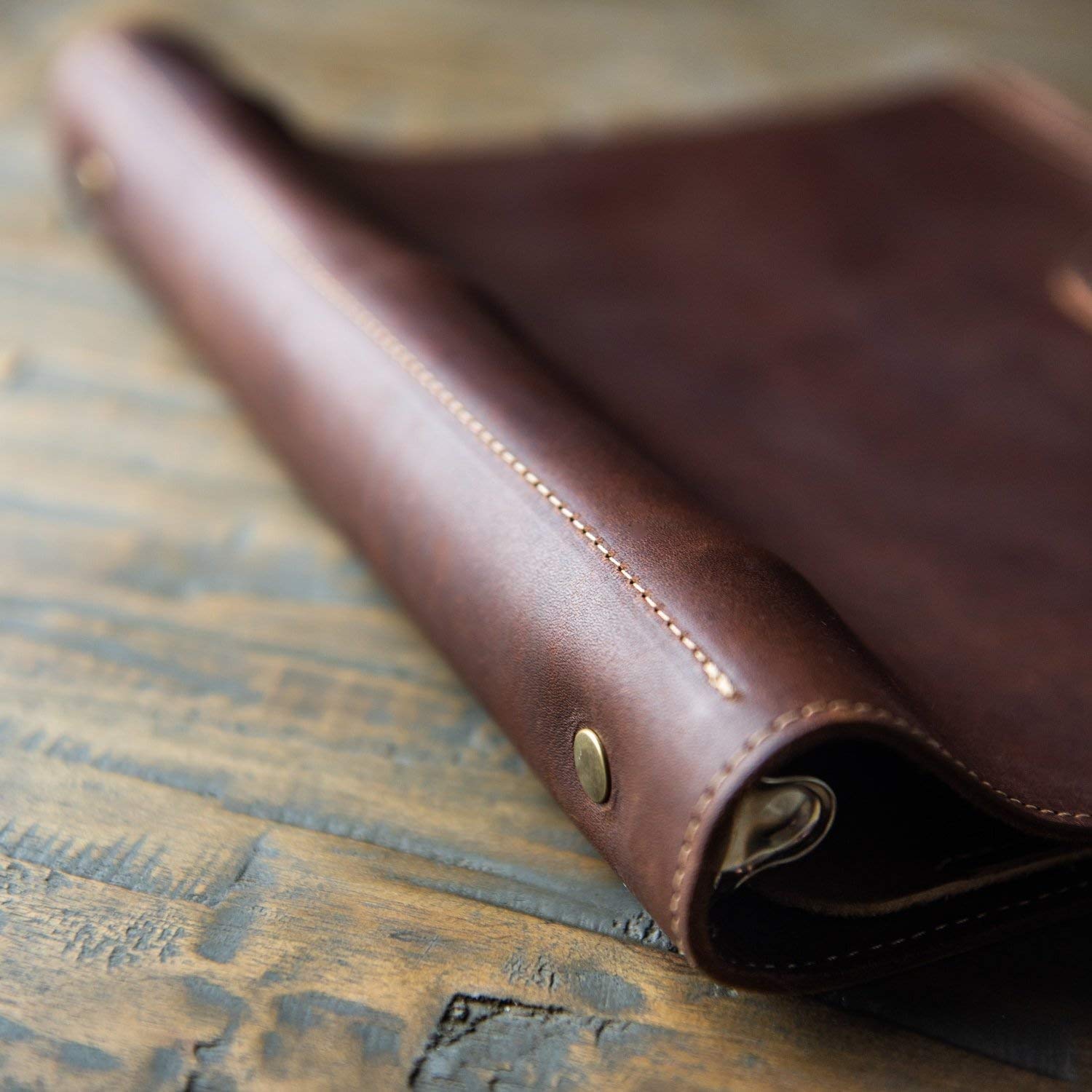 Holtz Leather Co. Personalized 3-Ring Leather Binder - Custom Brown Leather Notebook, Photo Album & Recipe Organizer - Perfect for Office, School & Home Organization