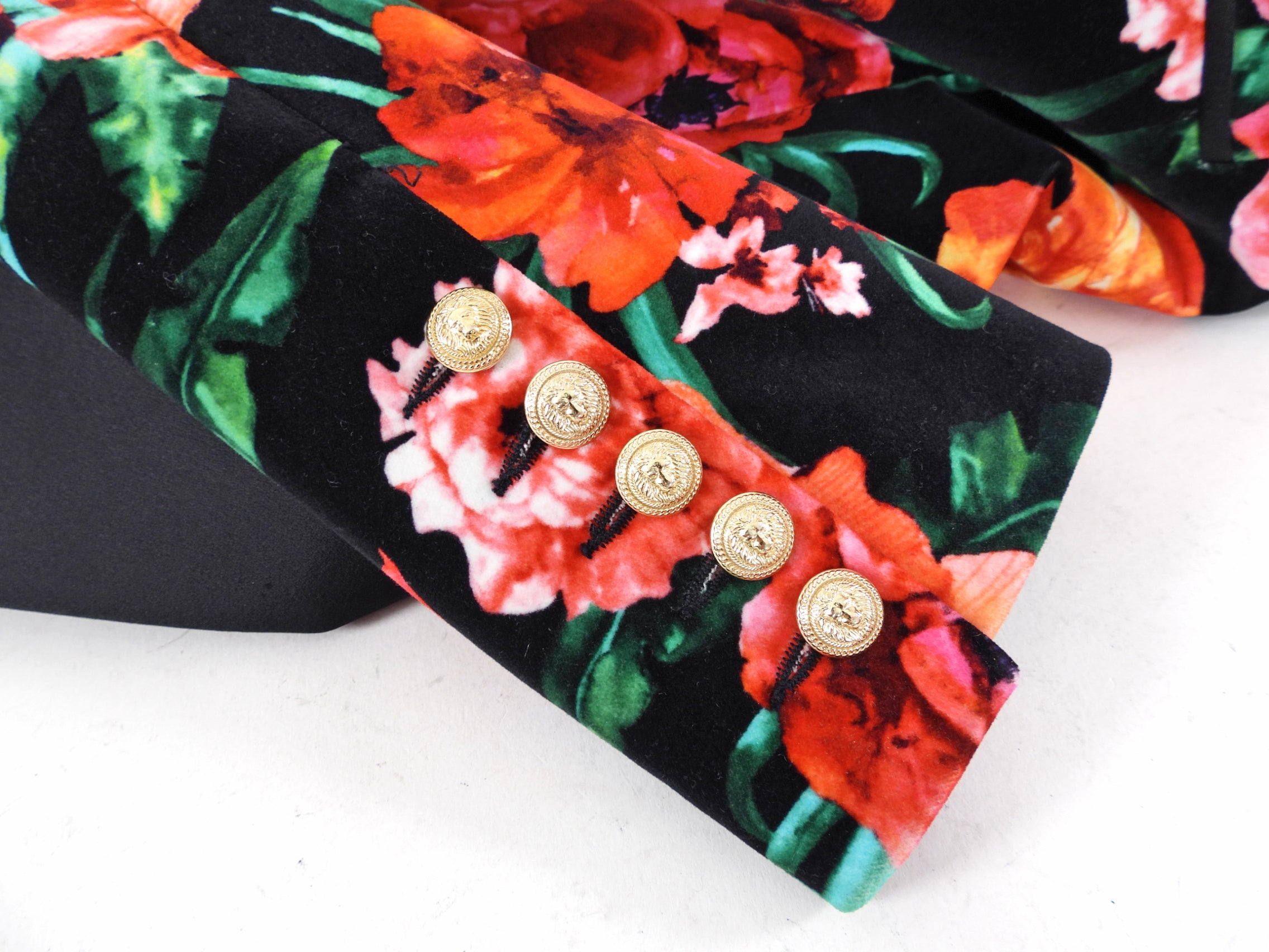 Balmain Red & Orange Floral Velvet Blazer for Women - Size FR42 / US 8 - Luxury Velvet Jacket for Parties, Weddings & Evening Events