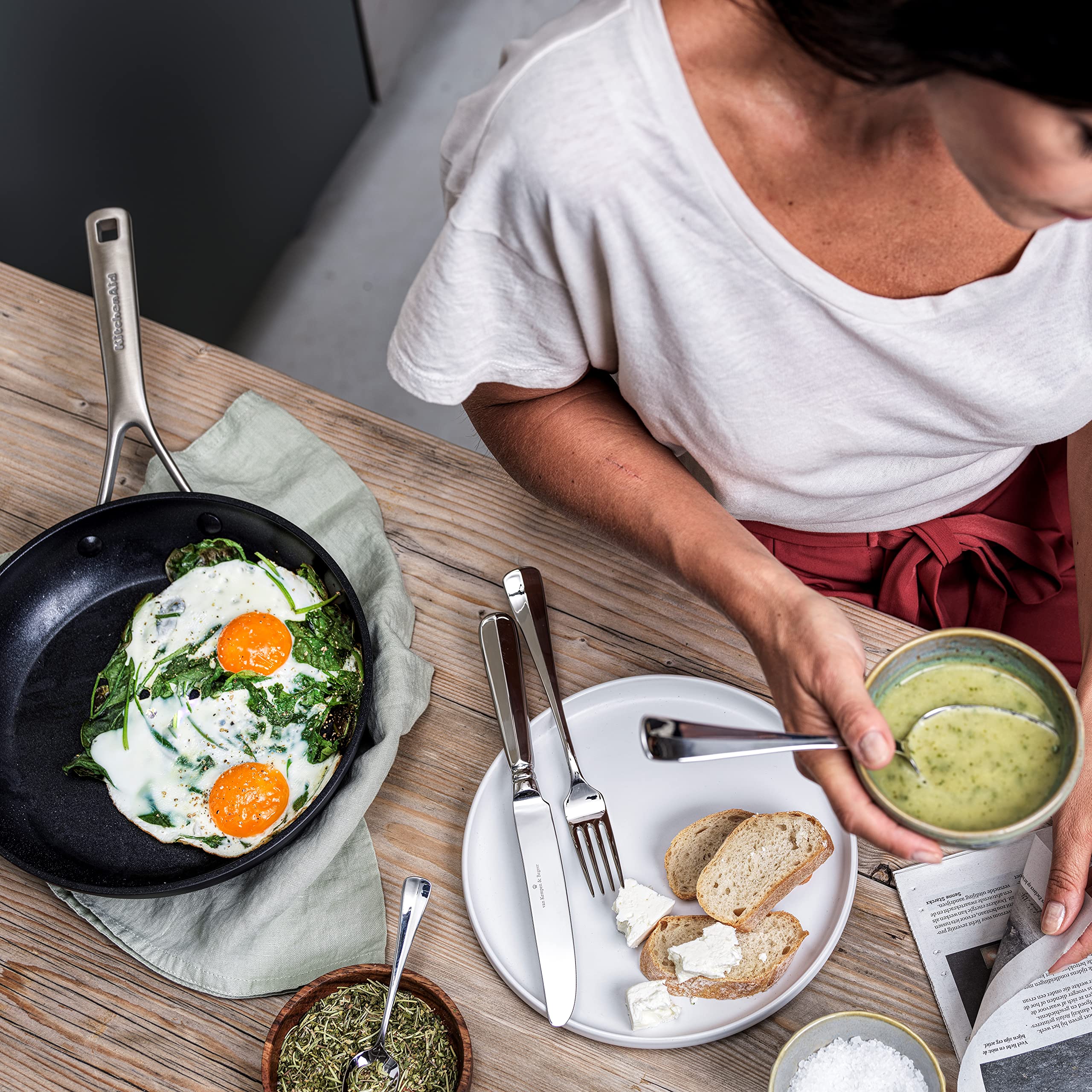 KitchenAid Forged Hardened Aluminum Non-Stick Wok Pan - 30cm/5L, Induction Compatible, Oven & Dishwasher Safe - Perfect for Stir-Frying, Sautéing & Asian Cooking