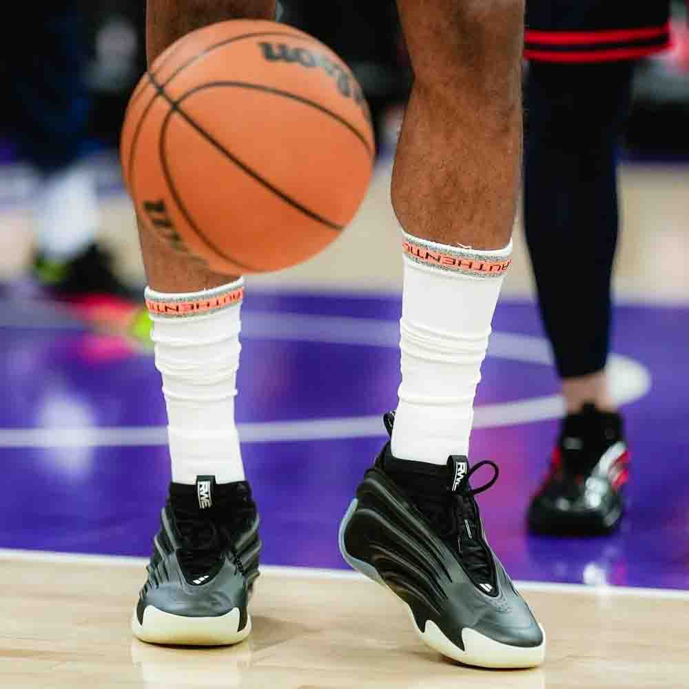 Adidas Harden Volume 9 Basketball Shoes - Men's High-Performance Sneakers for Indoor & Outdoor Courts - Perfect for NBA Games, Training, and Streetwear Fashion