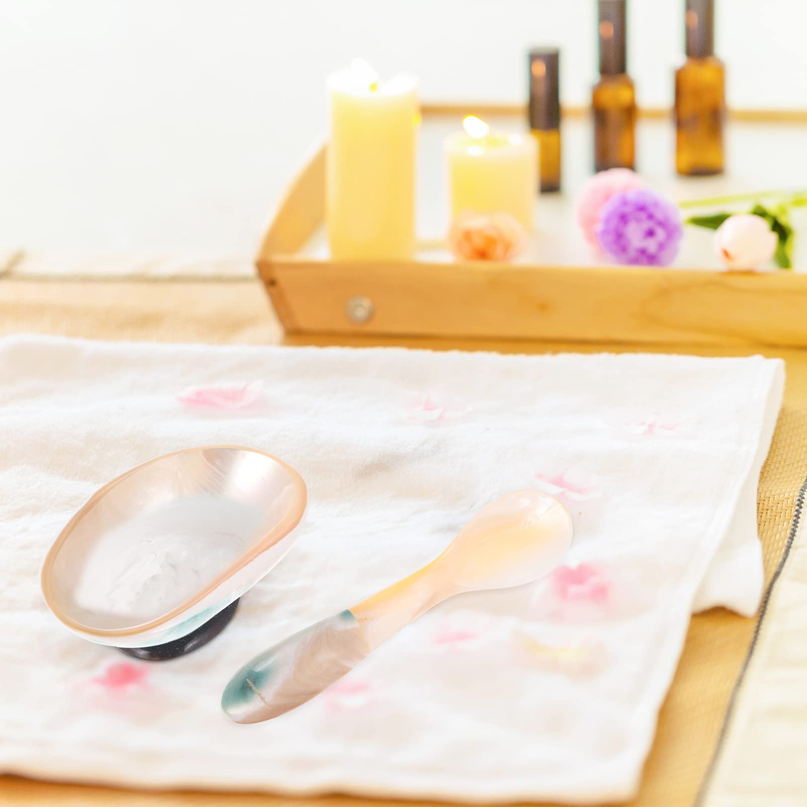 1pc Frosted Lipstick & Makeup Spatula Set - River Clamshell Mask Spoon, Face Clay Beauty Scoop, Cosmetic Applicator for Skincare & Makeup - Perfect for Facial Mud Masks, Cream Application & Lipstick Storage