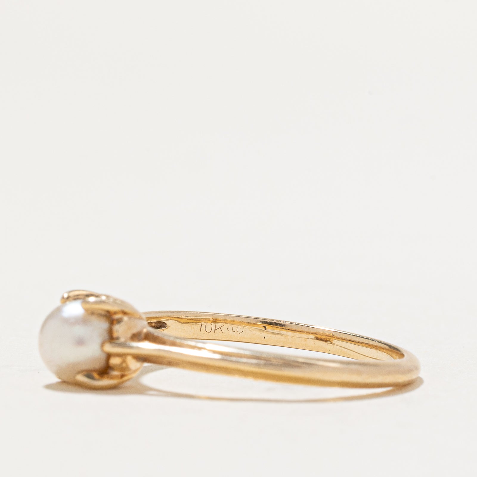 Elegant Solitaire Pearl Ring - Size 8 | Perfect for Weddings, Anniversaries & Special Occasions