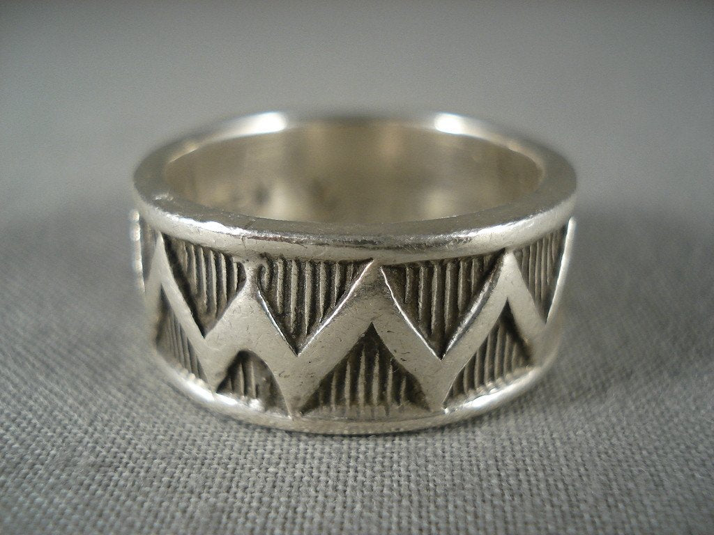 Authentic Vintage Navajo 'Zig Zag' Silver Ring - Handcrafted Native American Jewelry for Men & Women - Perfect for Boho Fashion, Tribal Weddings & Southwest Style Accessories