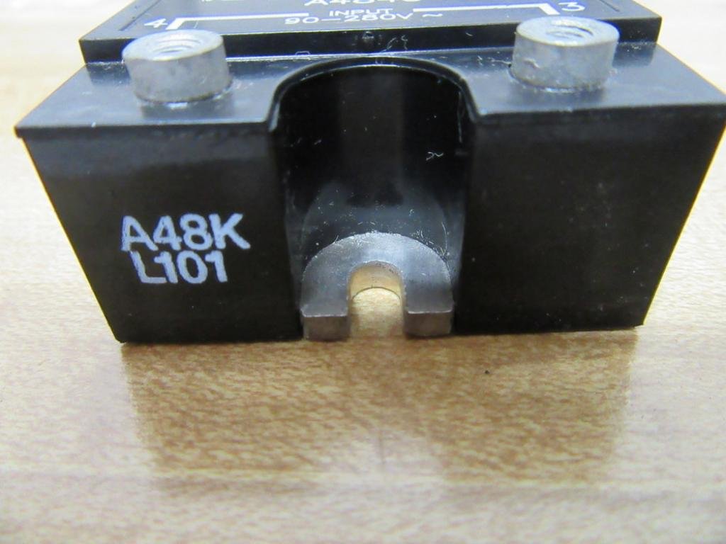 40A 530V Solid State Relay SPST-NO Panel Mount with Screw Clamp - Zero Crossing Type for Industrial Automation & HVAC Systems