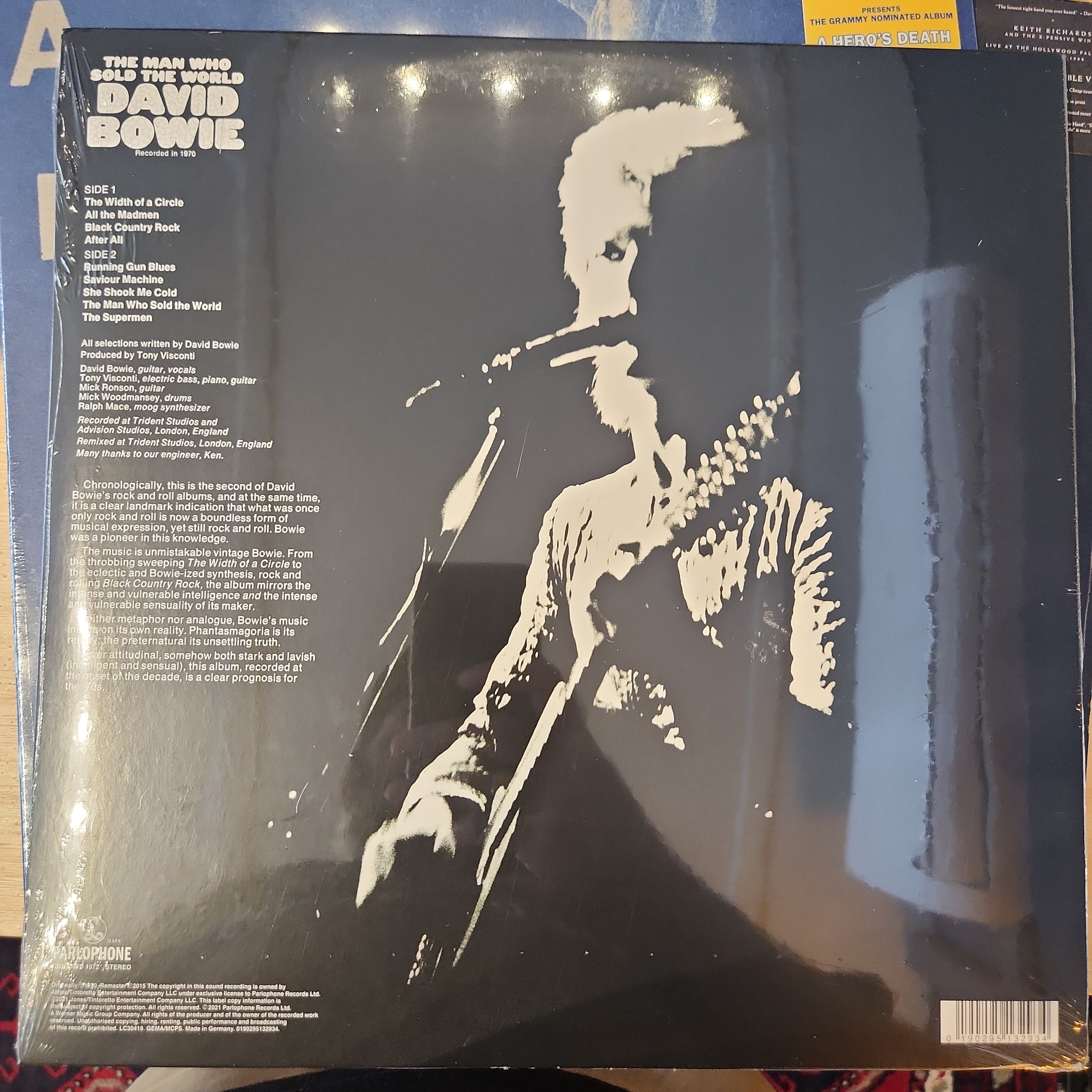David Bowie - The Man Who Sold the World Picture Disc Vinyl LP Record | Limited Edition Collectible Music Album | Perfect for Vinyl Collectors & Music Lovers