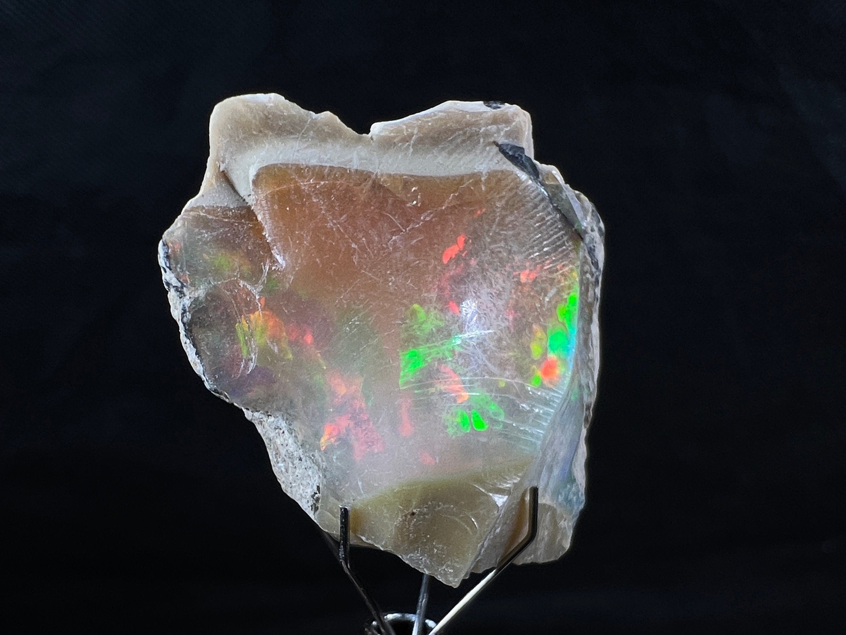Premium 4A XL Raw Welo Opal Crystal - Natural Cutting Grade Ethiopian Opal, October Birthstone for Jewelry Making & Gem Collectors | Perfect for Engagement Rings, Necklaces & Healing Crystal Decor