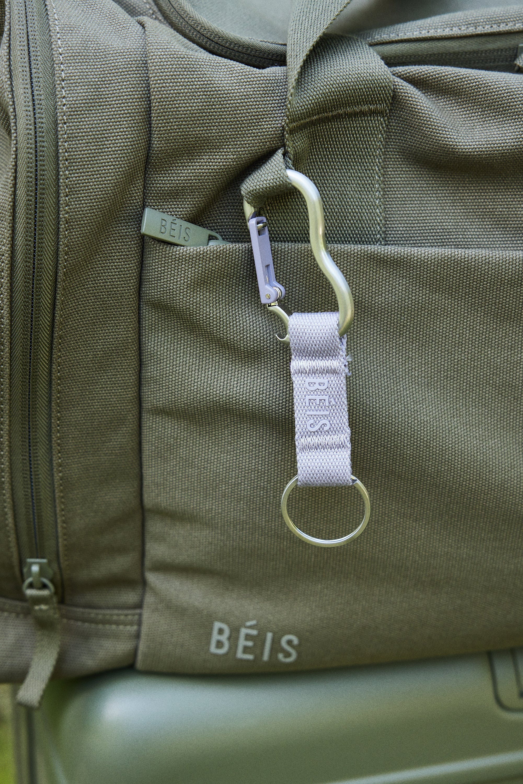 Premium Durable Lavender Carabiner Clip - Heavy Duty Climbing, Hiking, Camping & Outdoor Gear Accessories