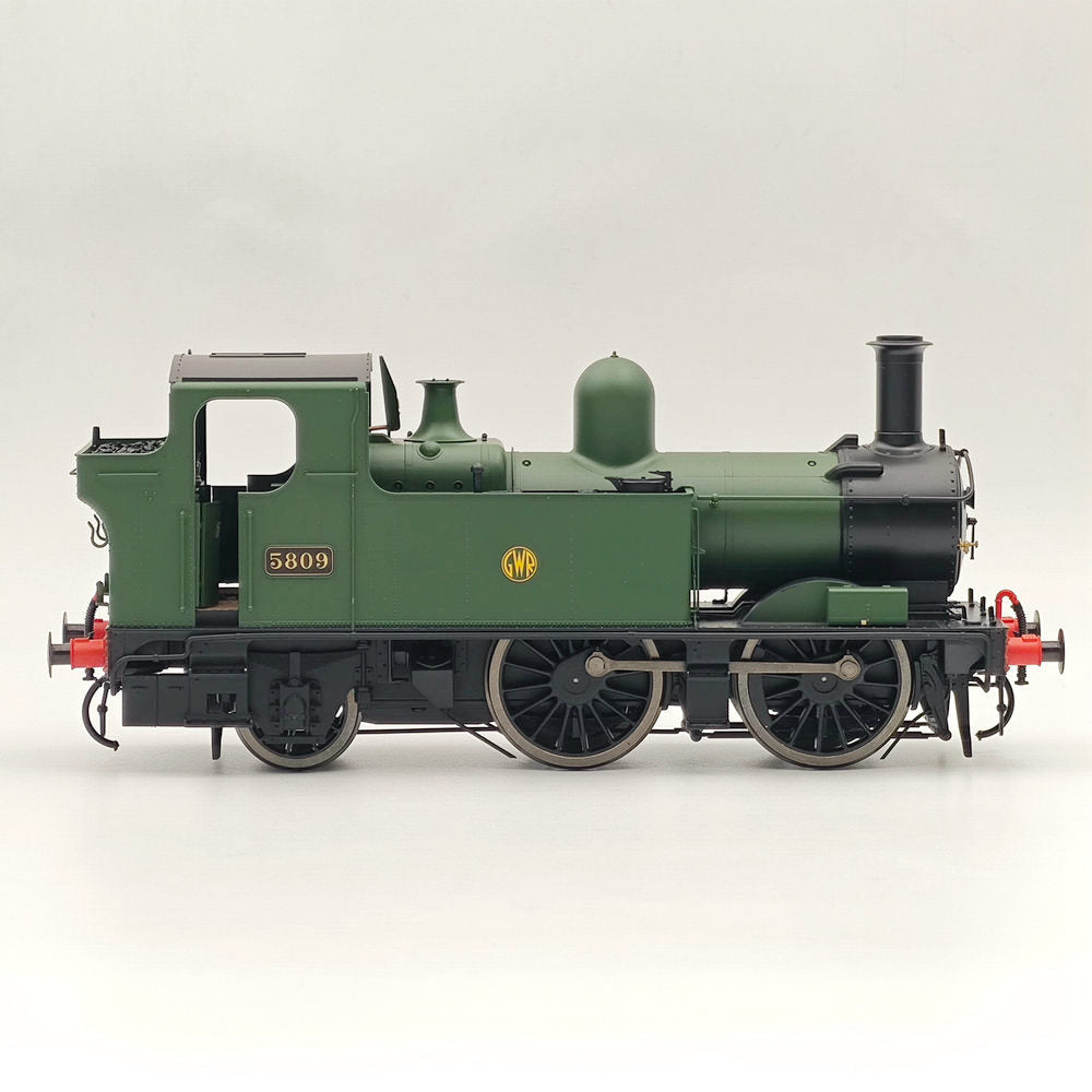 Dapol 7S-006-051 O Gauge 58xx Class GWR Shirtbutton Green 5809 21DCC Model Train Locomotive - Perfect for Railway Enthusiasts & Collectors