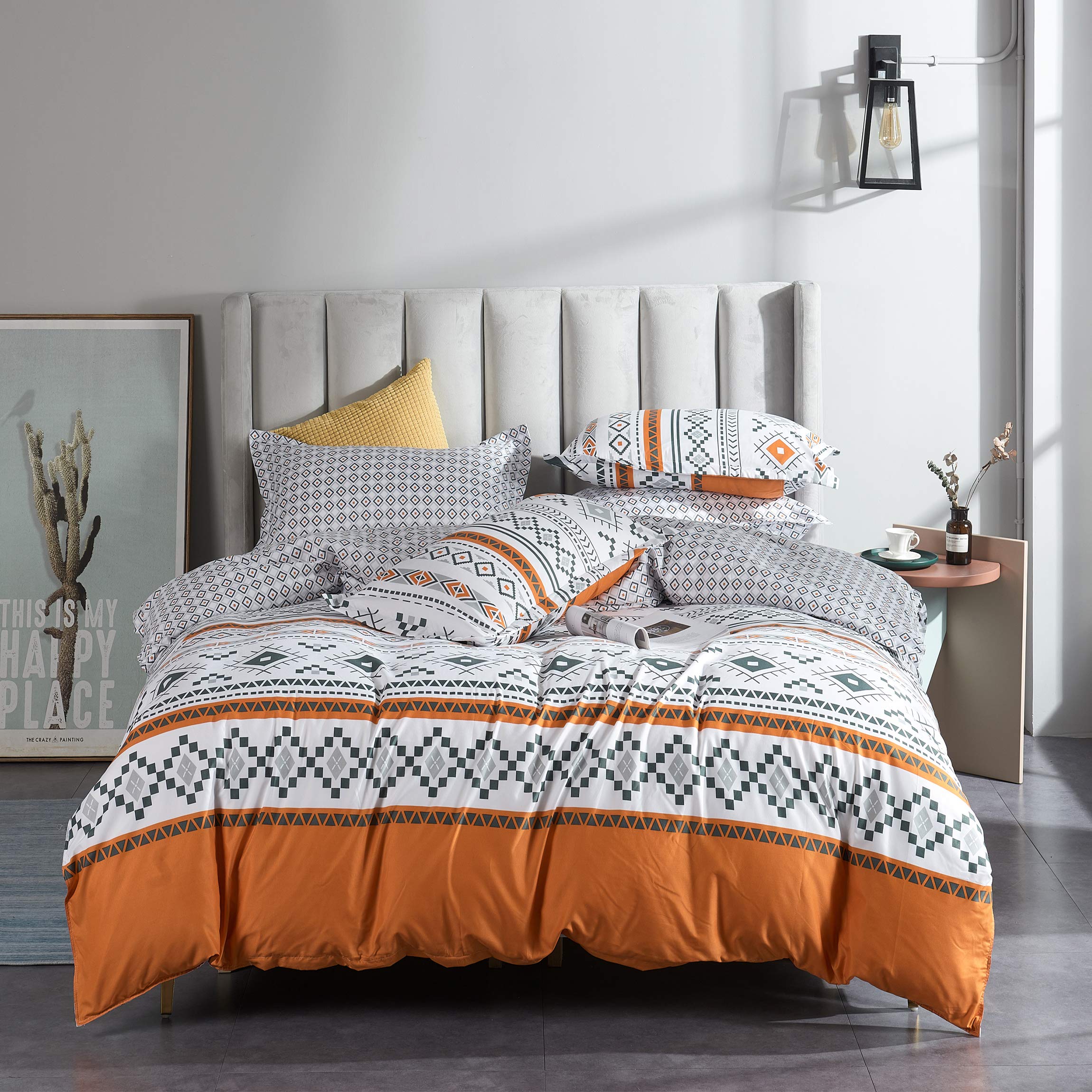 LAMEJOR Queen Size Chevron Duvet Cover Set - Boho Style Geometric Design Reversible Soft Bedding (1 Duvet Cover + 2 Pillowcases) in Orange/White - Perfect for Bohemian Bedroom Decor & Guest Room Styling