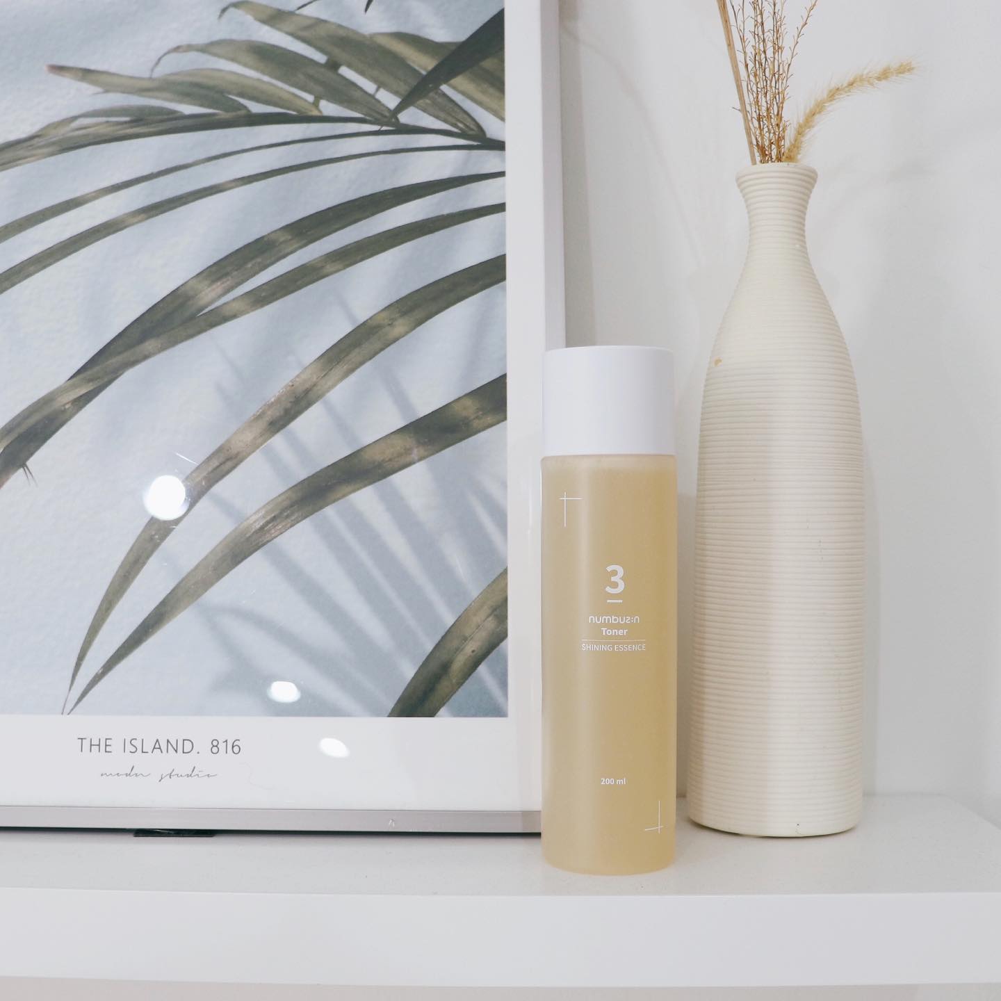 Numbuzin No.3 Super Glowing Essence Toner 200ml - Brightening Hydrating Facial Toner for Glowing Skin | Korean Skincare for Dullness & Uneven Tone | Perfect for Morning & Night Routine