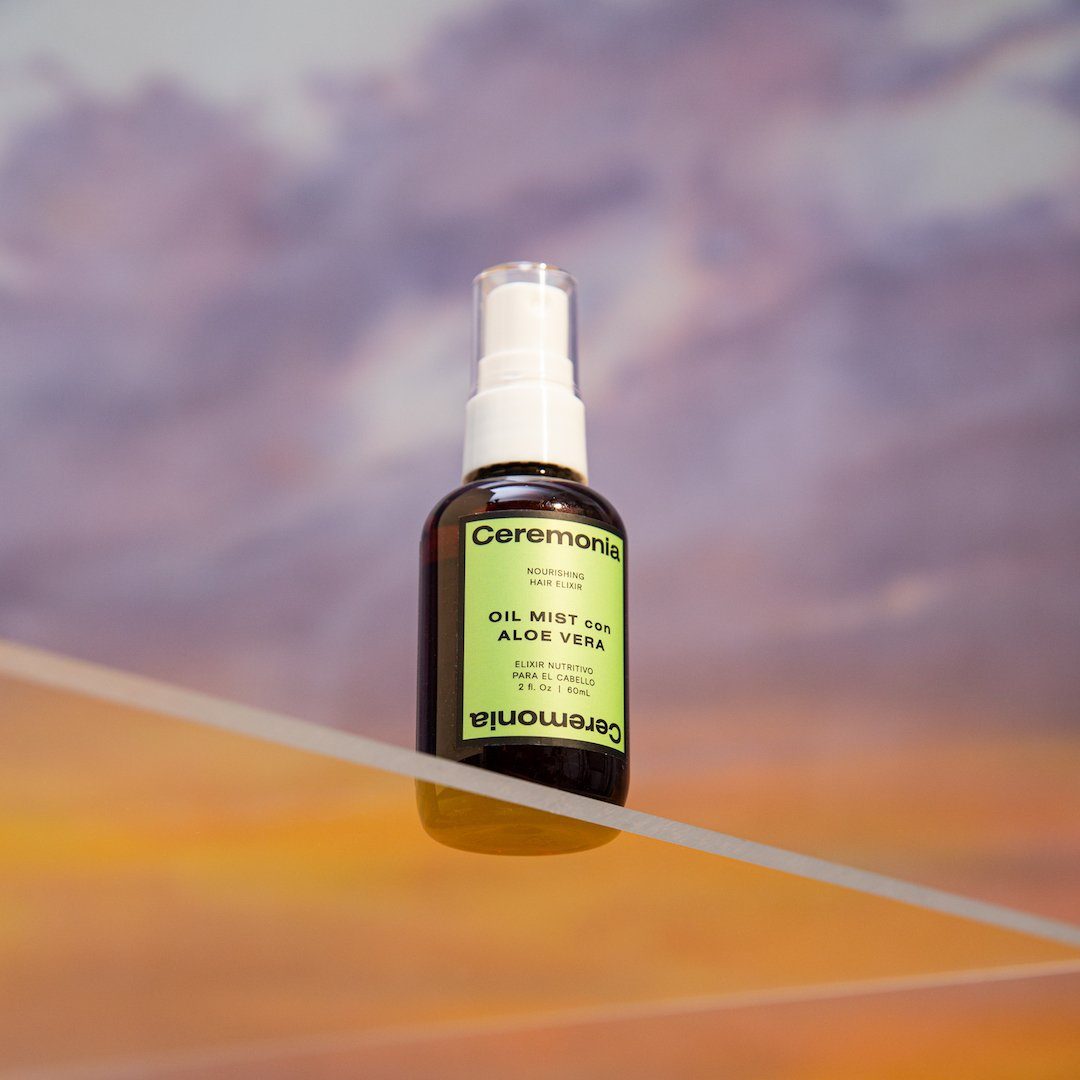 Natural Hair Oil Mist with Aloe Vera - Hydrating & Nourishing Hair Treatment for Dry, Damaged Hair - Perfect for Daily Use & Salon Styling