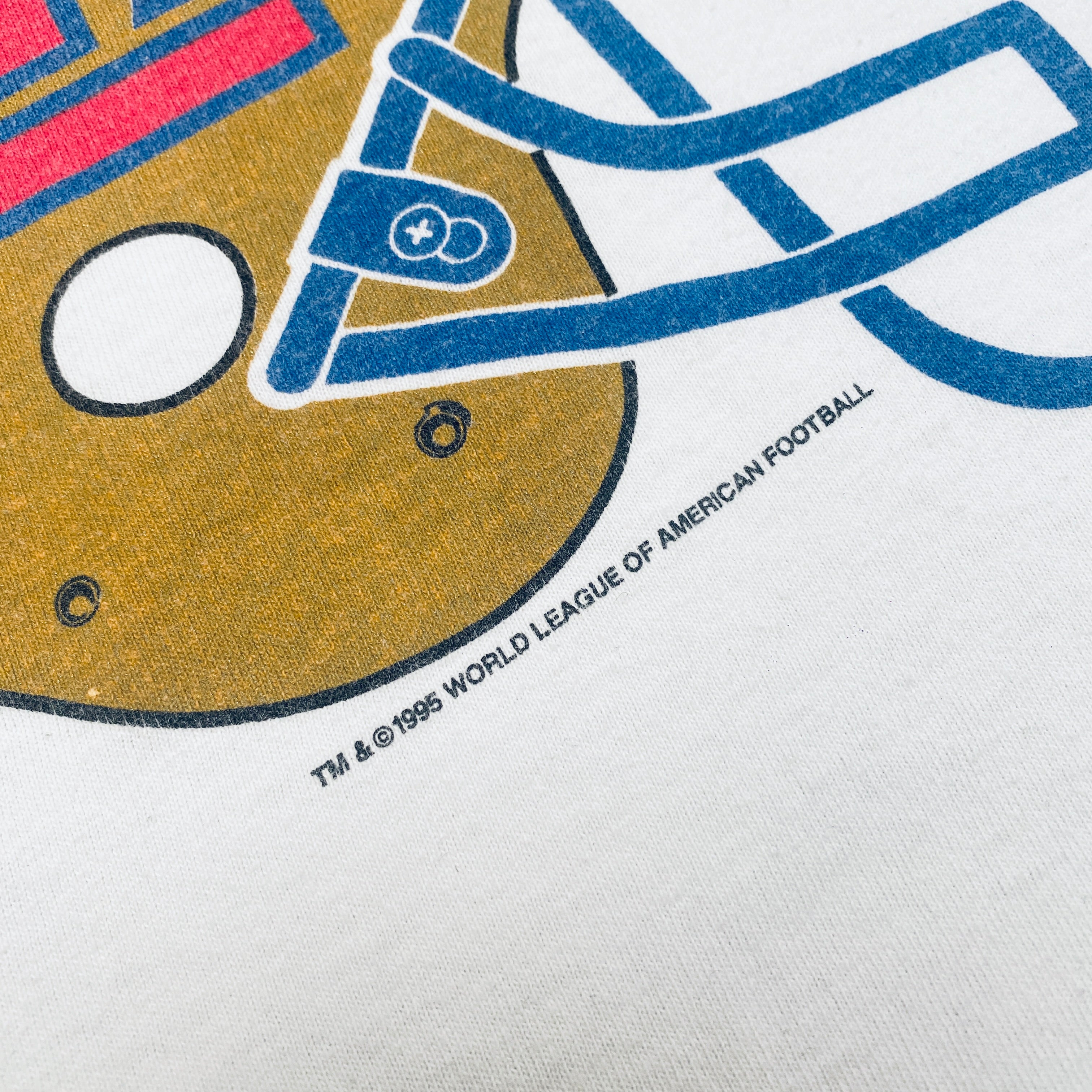 WLAF: Vintage 1995 London Monarchs Graphic Spellout T-Shirt (XL) - Retro Football Fan Gift & Throwback Sports Apparel