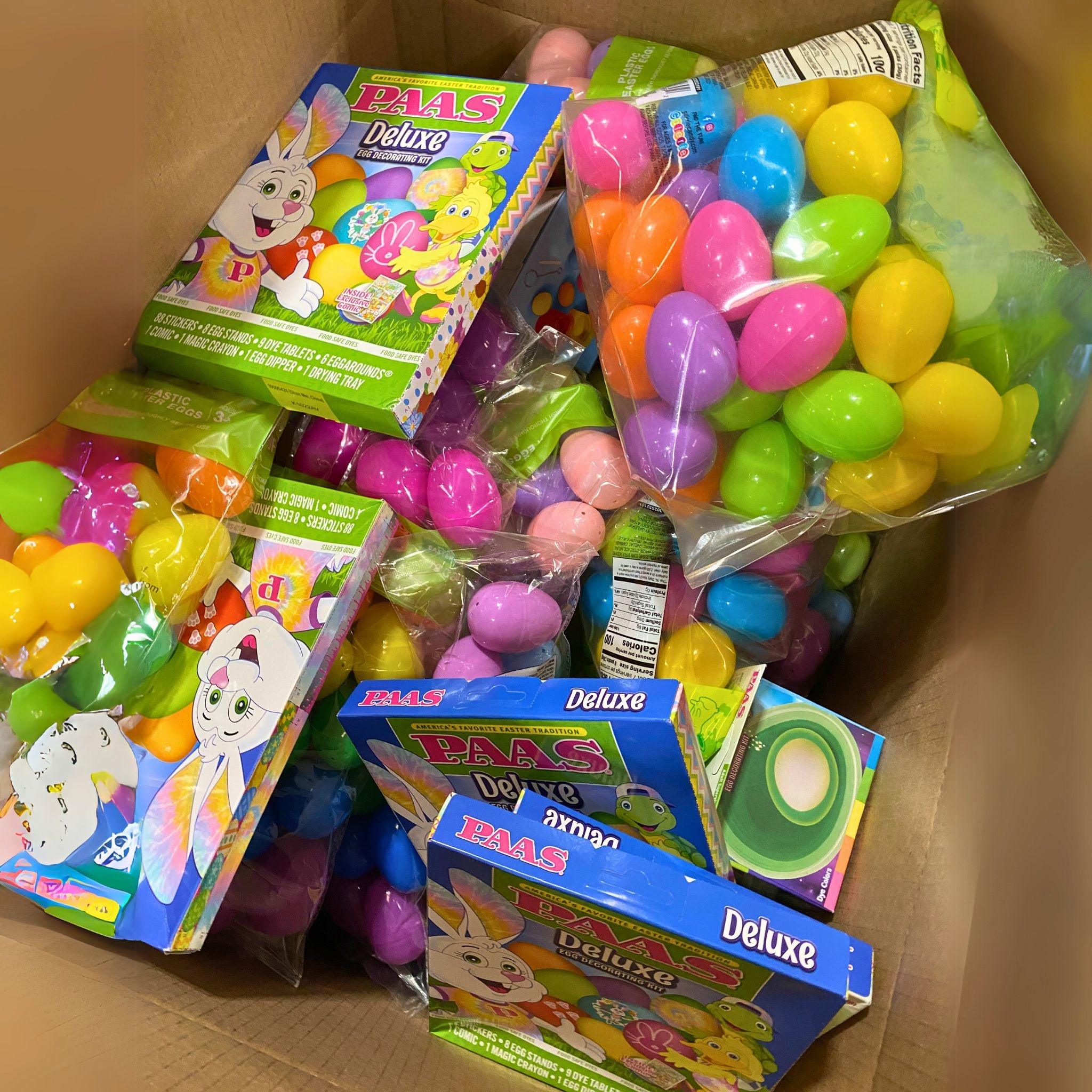 400 Pcs Easter Pallet - Assorted Seasonal Decorations, Eggs & Baskets for Easter Party, Home Decor and Spring Celebrations