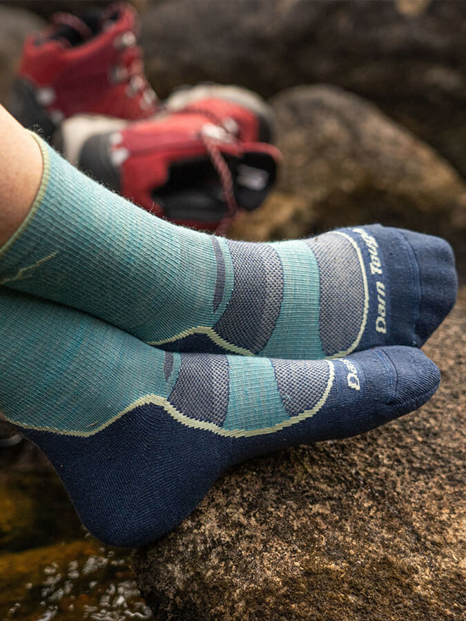 Darn Tough 1967 Light Hiker Micro Crew Light Cushion Women's Hiking Socks - Perfect for Outdoor Adventures & Trail Running