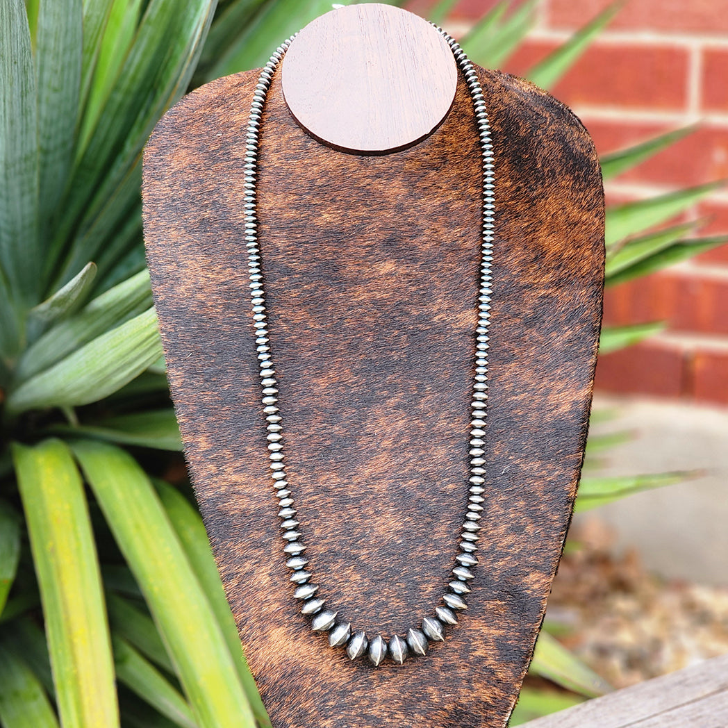Clara Graduated Saucer Necklace - Elegant Layered Pendant for Women | Perfect for Weddings, Date Nights & Special Occasions