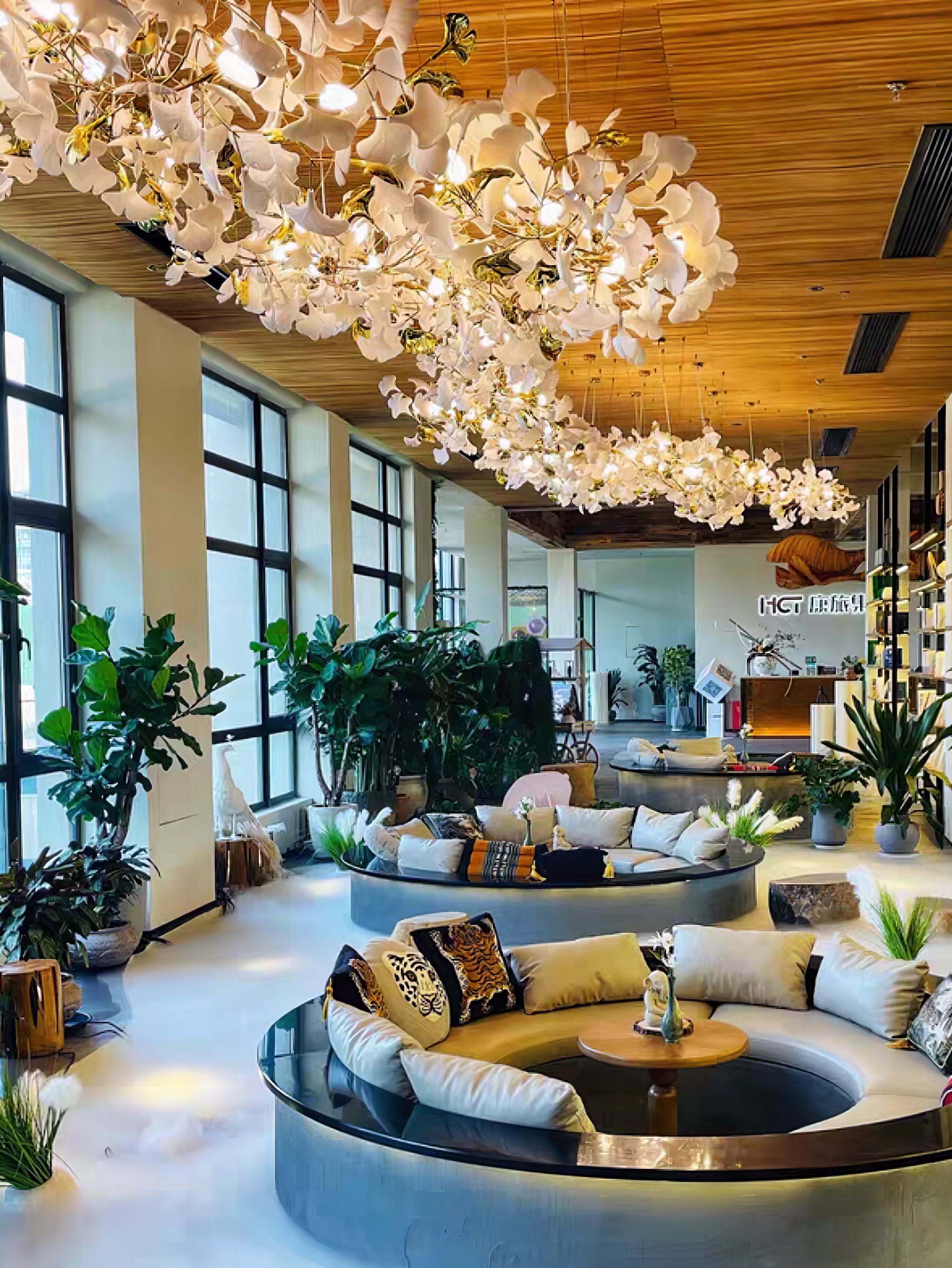 Elegant Ginkgo Leaf Chandelier - Handcrafted Brass Ceiling Light Fixture with Nature-Inspired Design for Dining Room, Living Room, or Bedroom Decor
