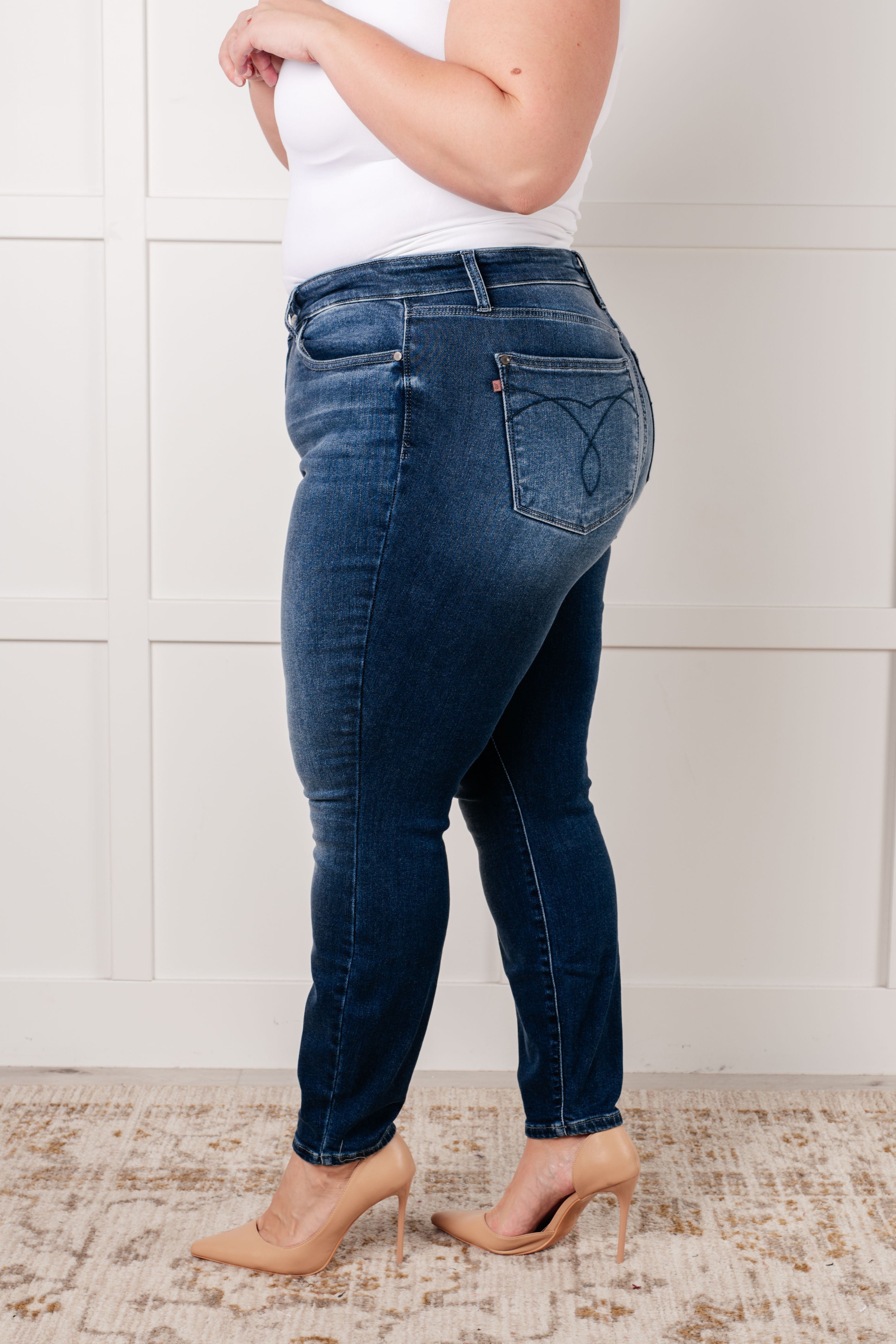 Skylar Mid Rise Thermal Vintage Skinny Jeans for Women - Cozy Winter Stretch Denim Pants - Perfect for Casual Outfits & Cold Weather Fashion