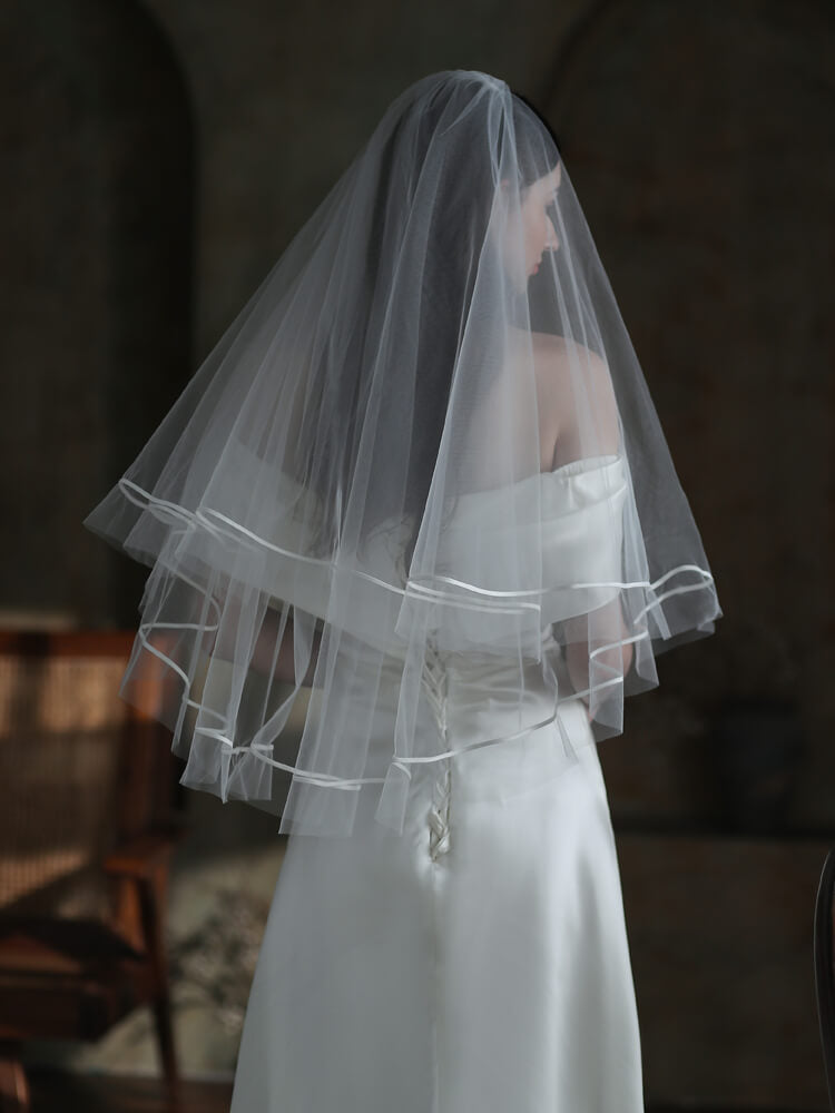 2 Layer Tulle Wedding Bridal Veil - Midi Length Cathedral Veil with Comb - Perfect for Bridal Shower, Ceremony & Reception (Style V853xmj)